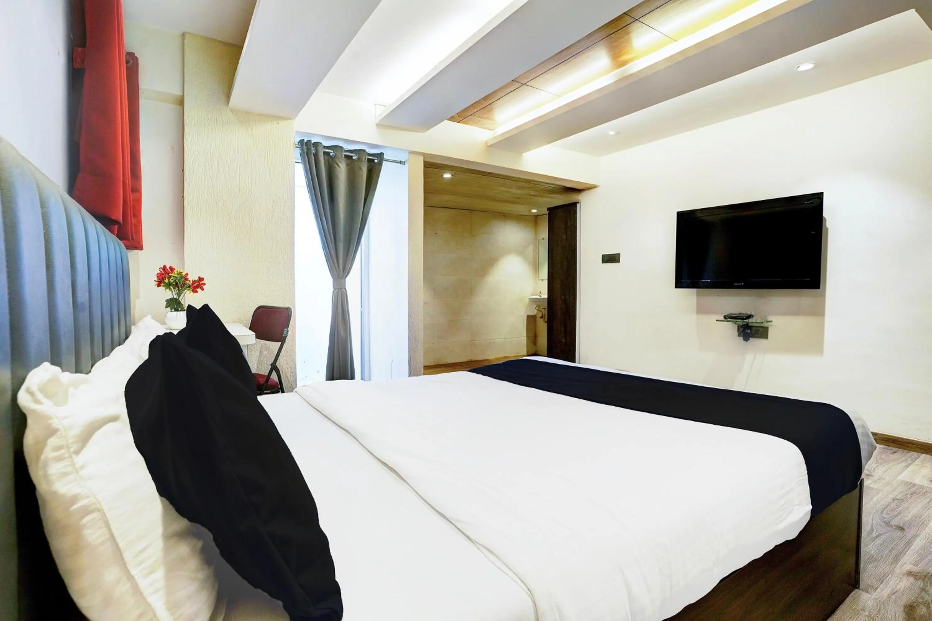 Bedroom, Bed in Super Hotel O Seawoods Near Palm Beach Road Formerly Sai Roop