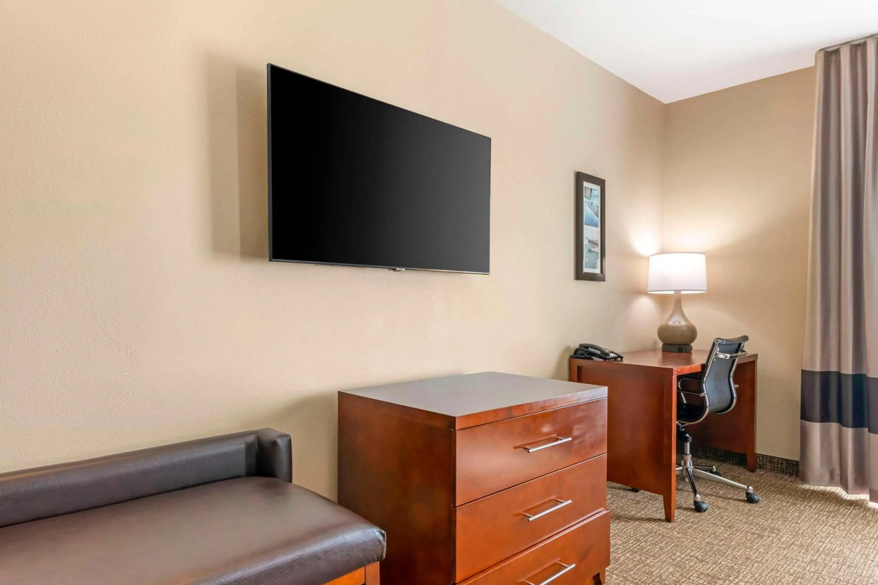 Bedroom in Comfort Inn & Suites Tavares North