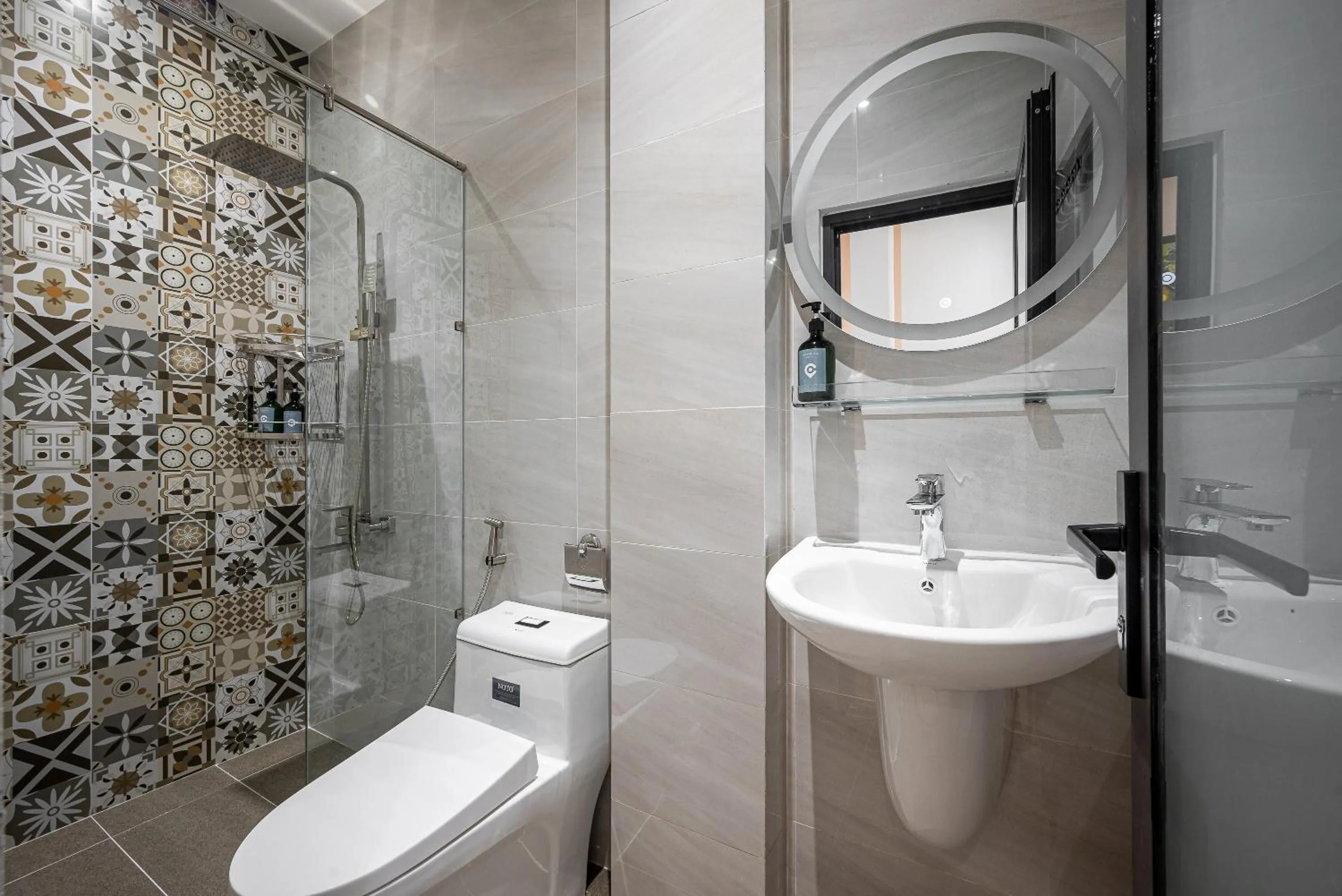 Shower in Cozrum Homes - Cozytel Residence