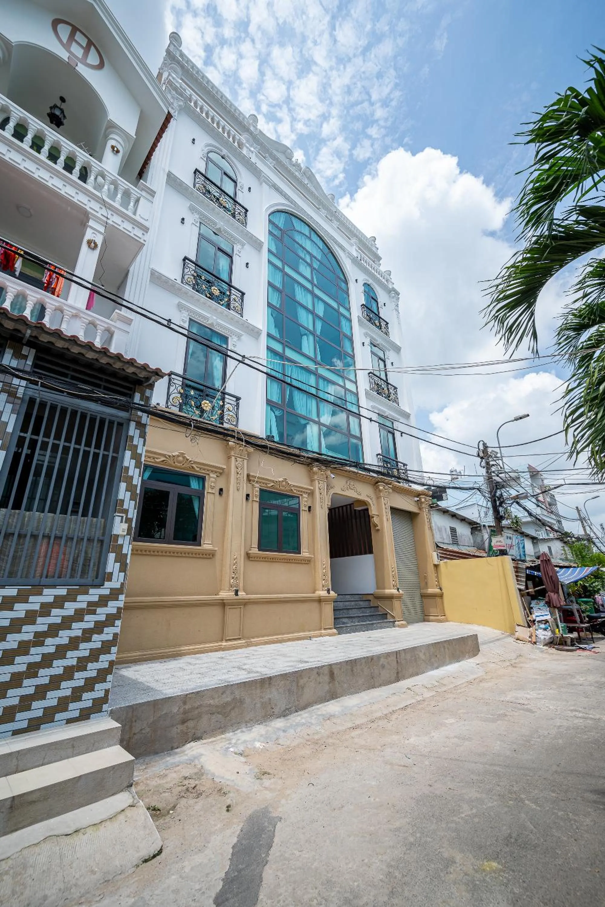 Property building in Cozrum Homes - Cozytel Residence