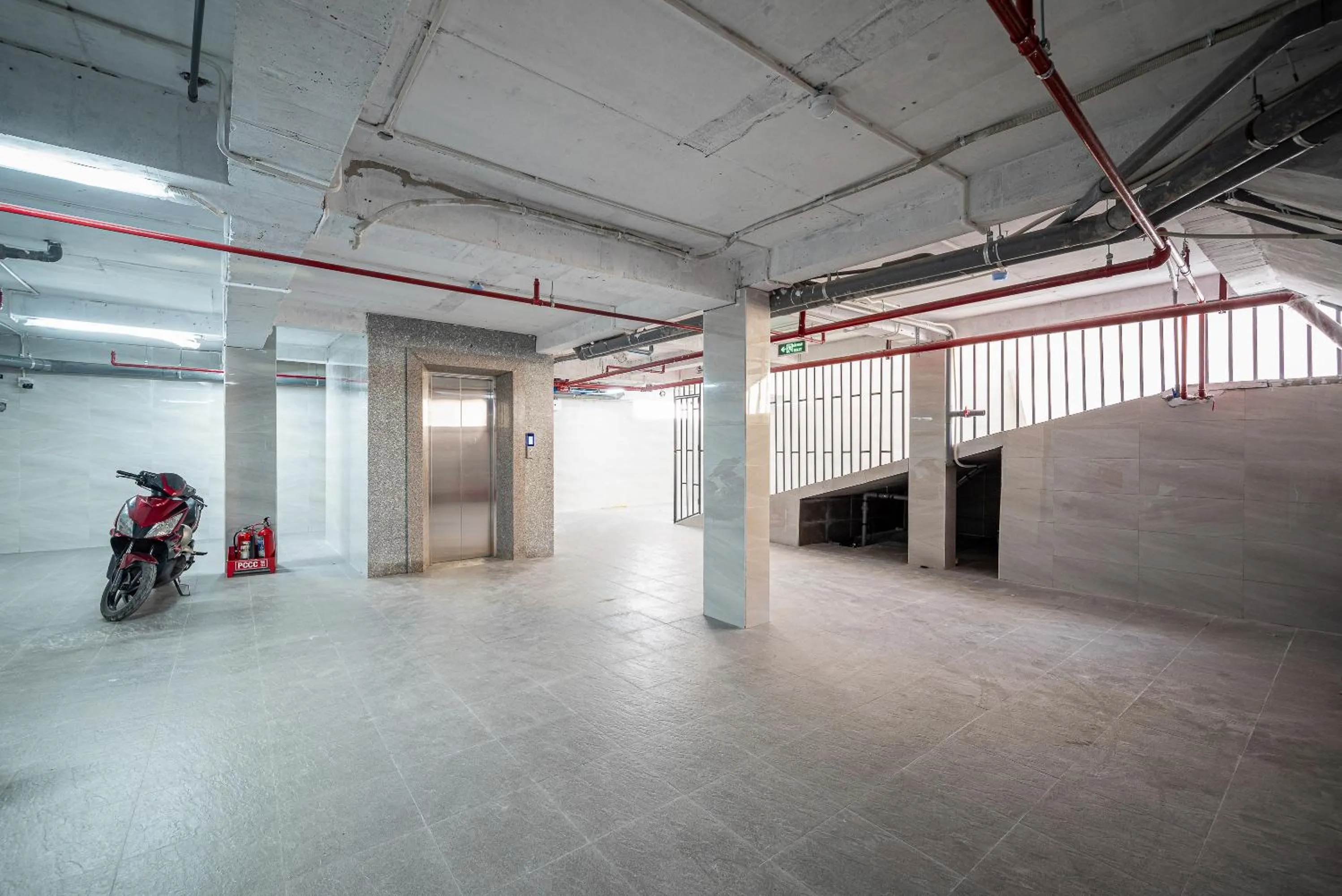 Parking in Cozrum Homes - Cozytel Residence