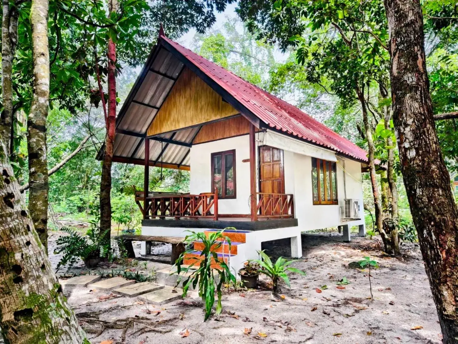 Bungalow with Patio in Ziggy Stardust Bungalow with Patio in Ziggy Stardust