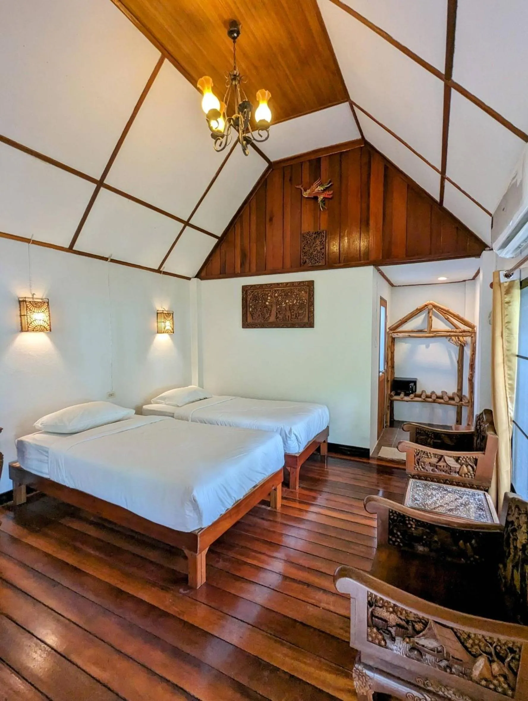 Bed in Ziggy Stardust