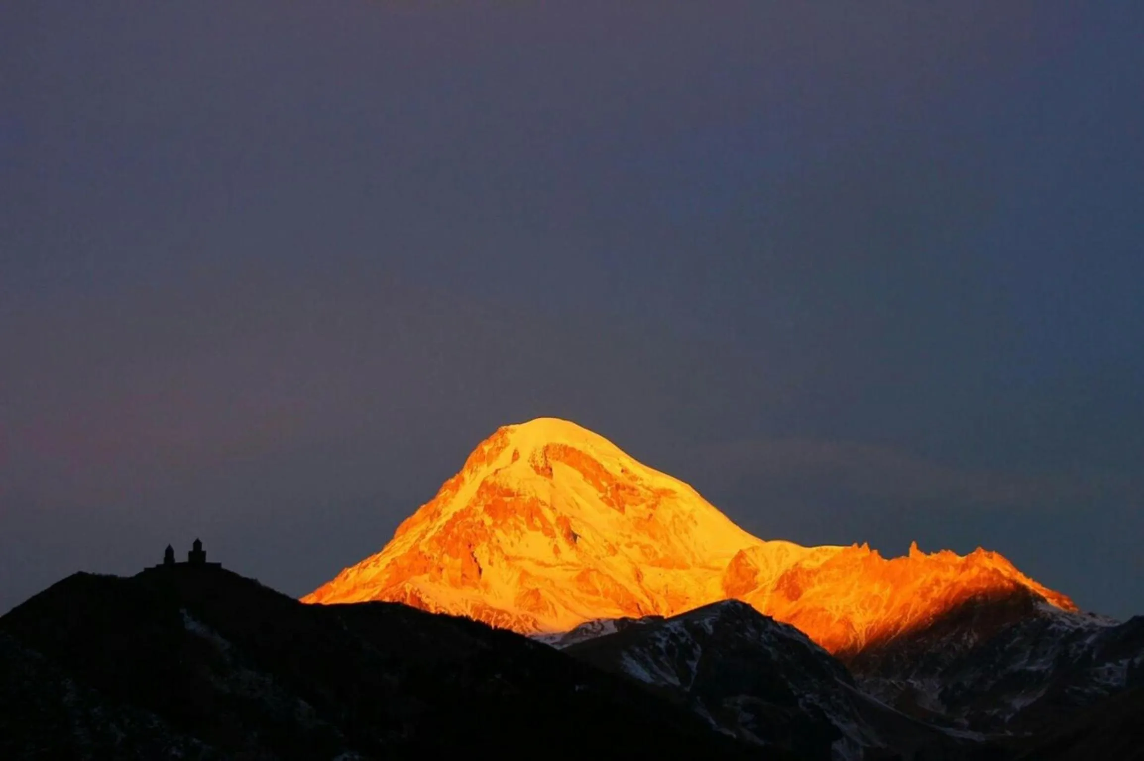 Neighbourhood in Max Hotel Gogi Alibegashvili