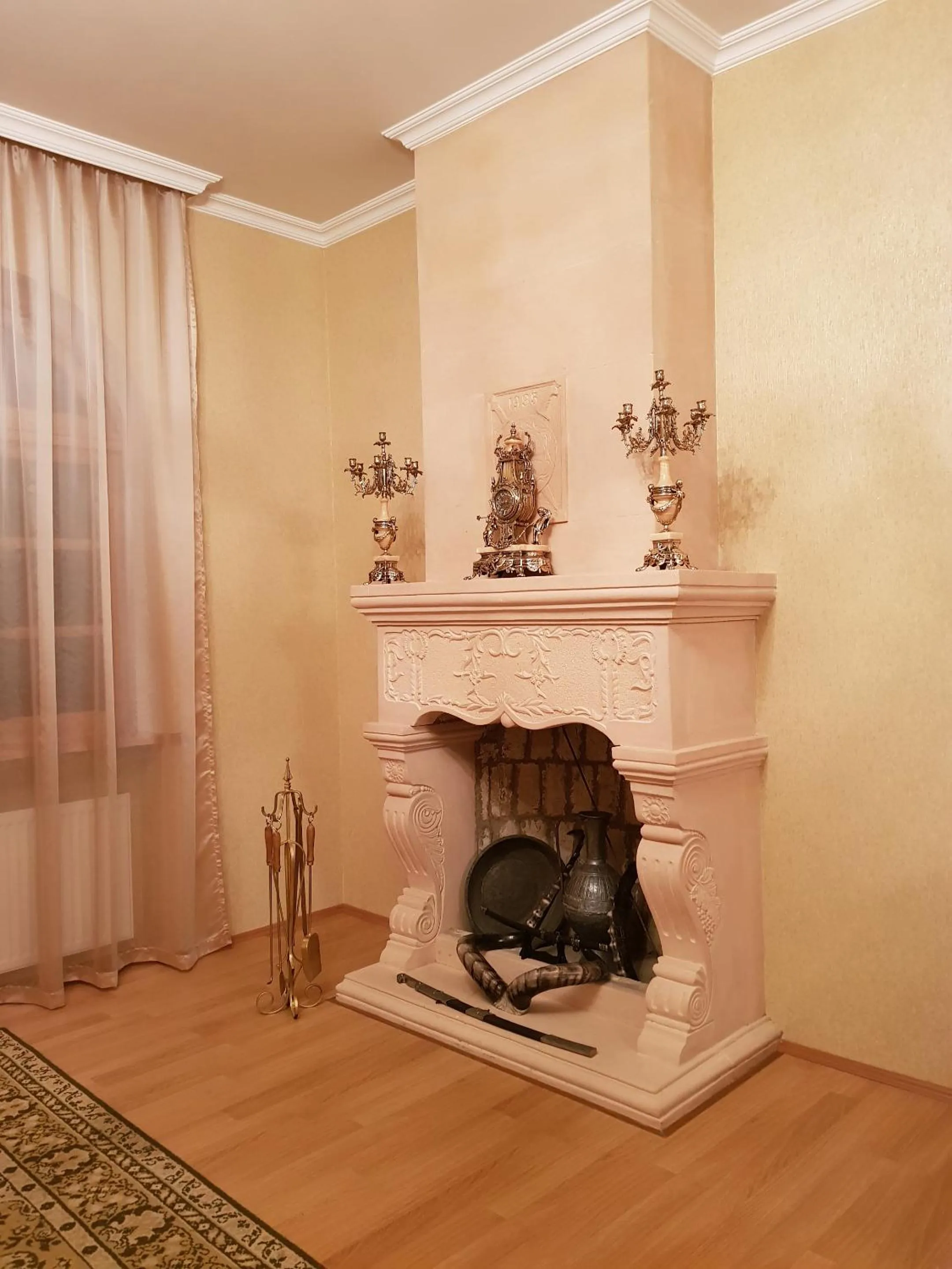 Max Hotel Gogi Alibegashvili