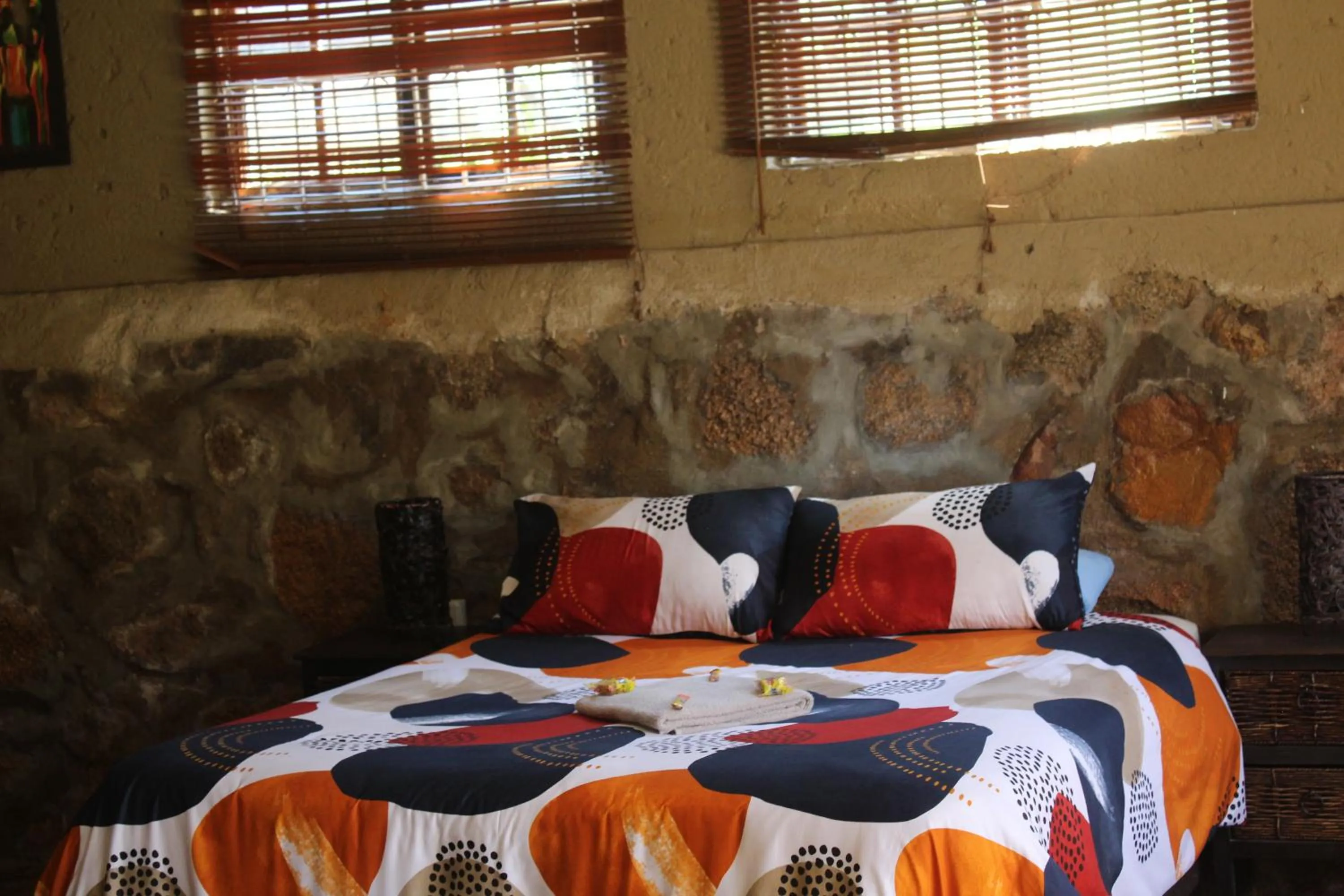 Emahlathini Guest Farm