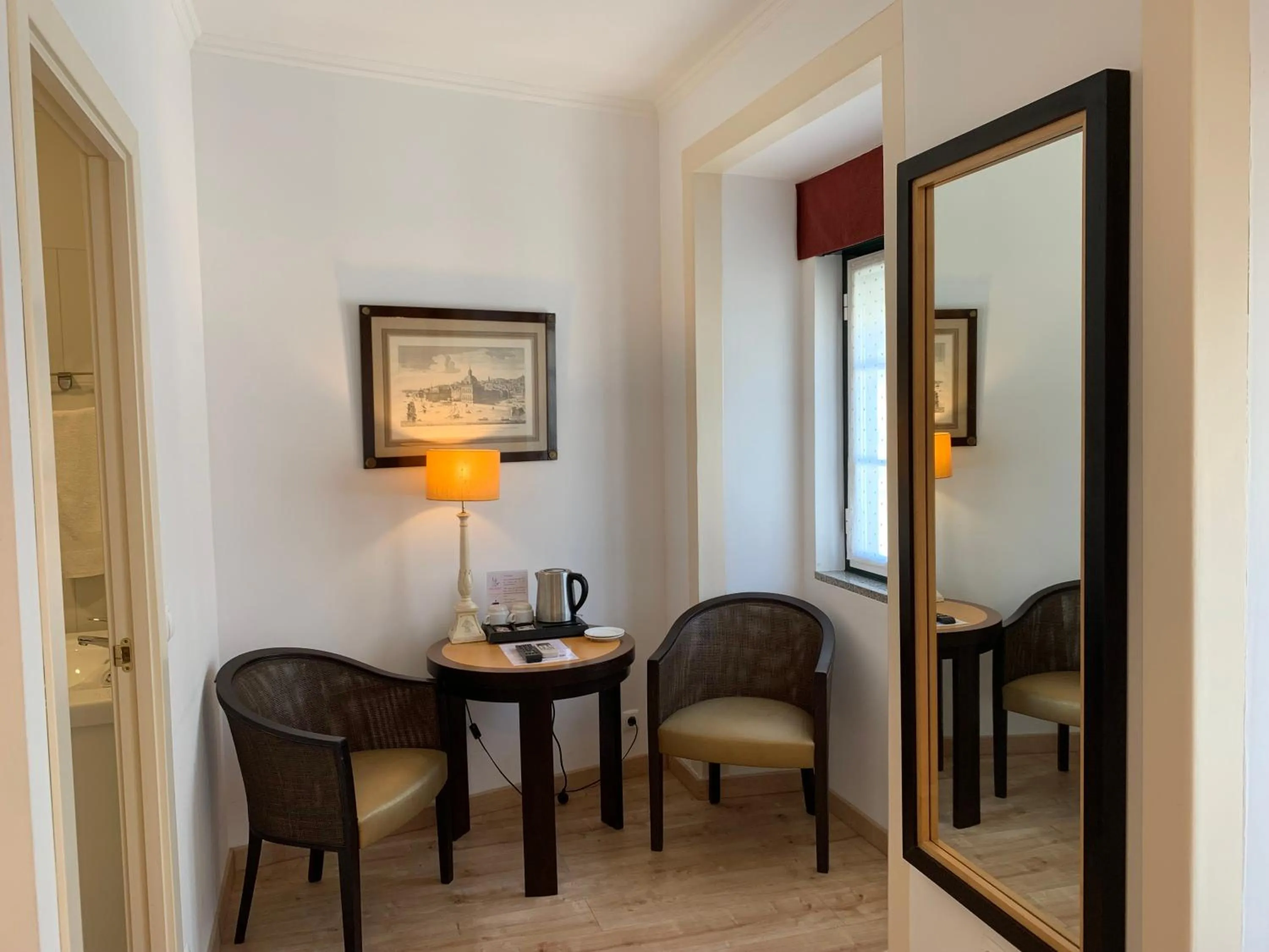 Living room in Discovery Apartment Estrela