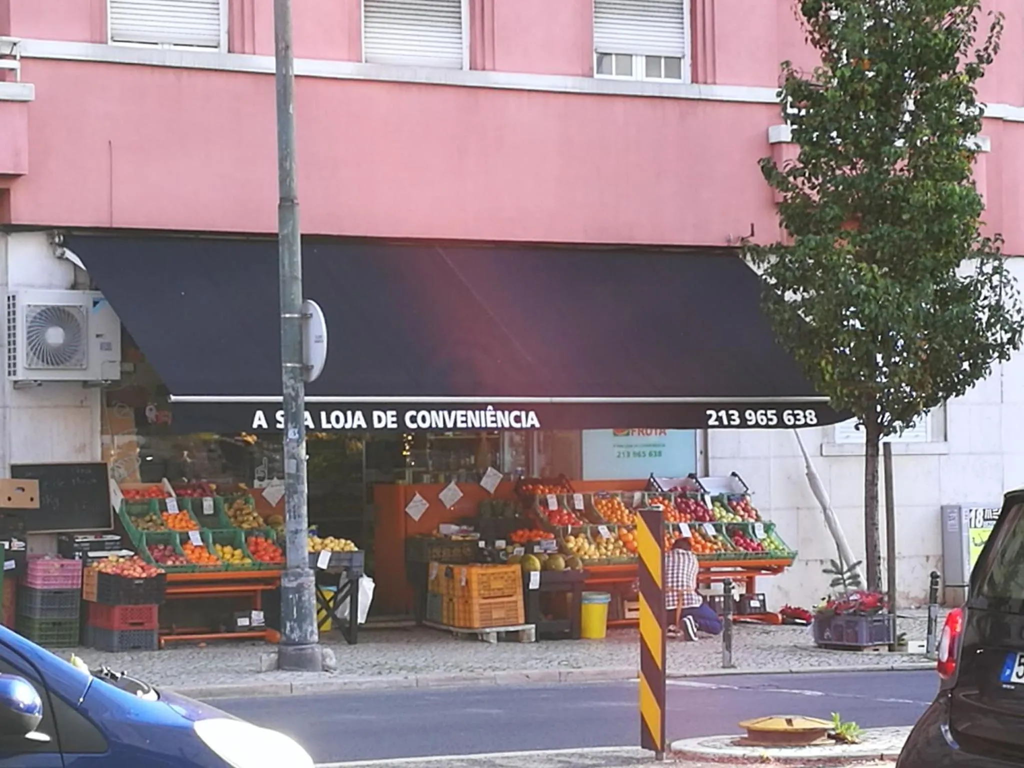 Supermarket/grocery shop in Discovery Apartment Estrela