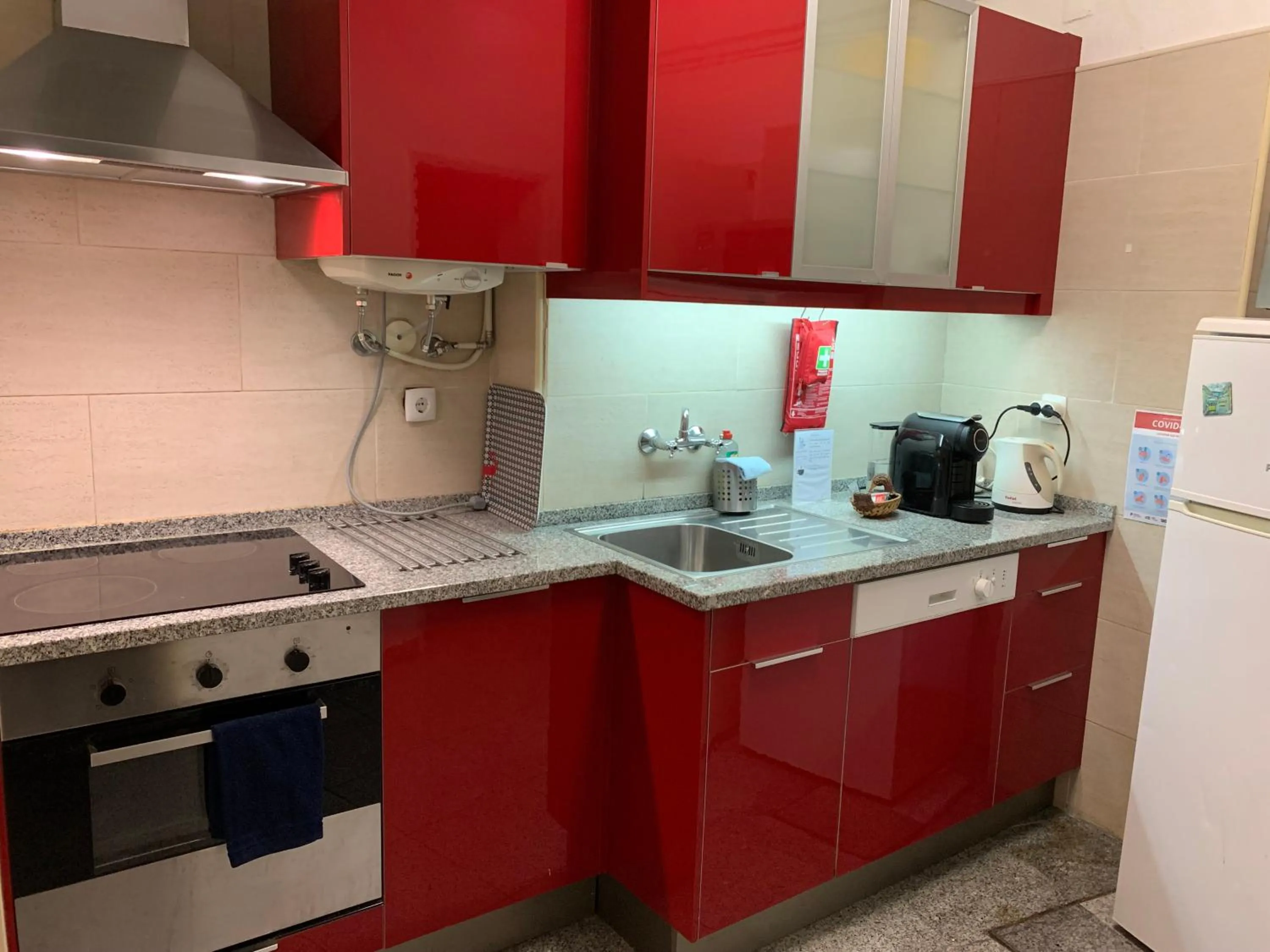 kitchen in Discovery Apartment Estrela