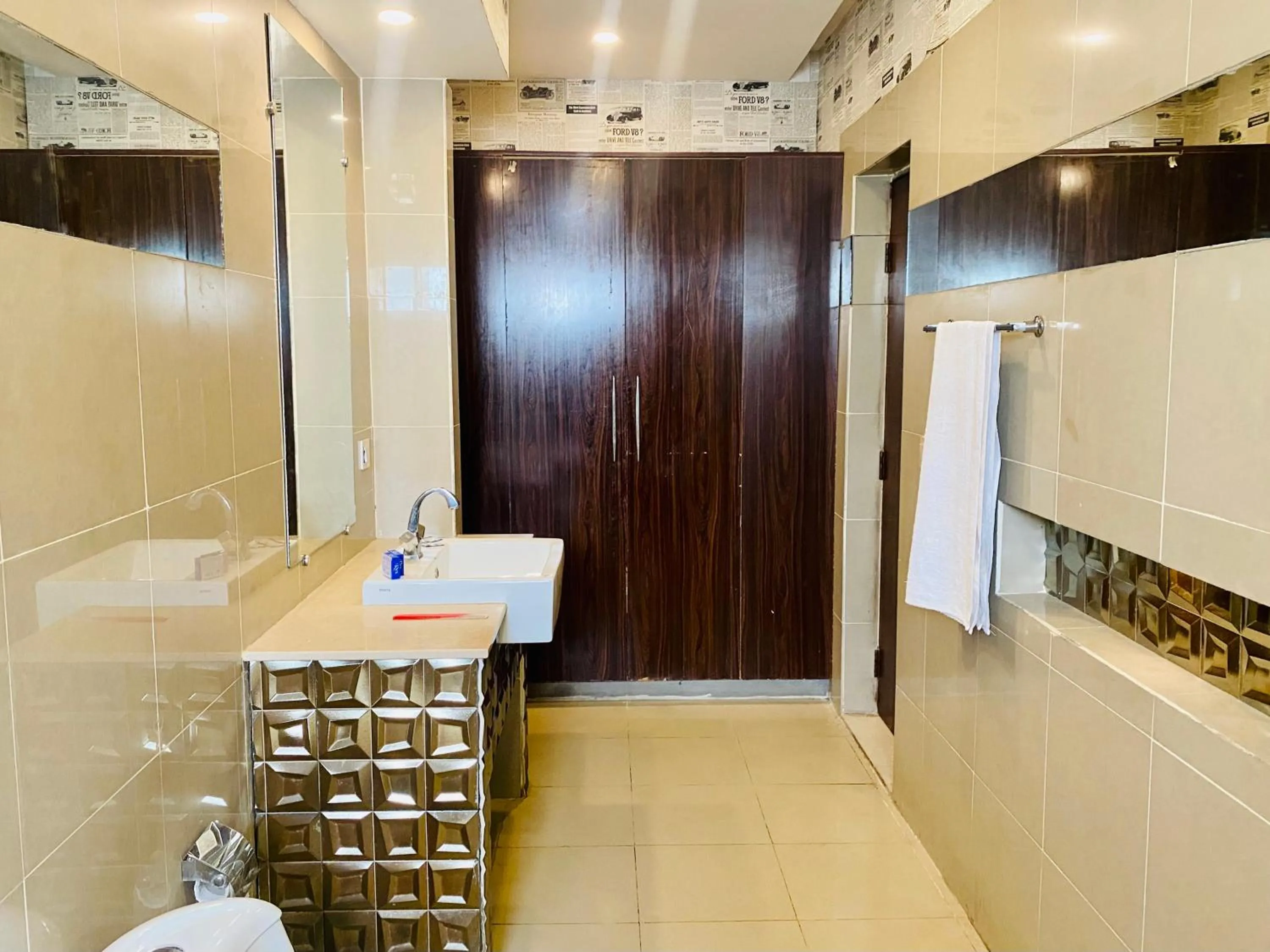 Bathroom in HOTEL ROYAL ONE