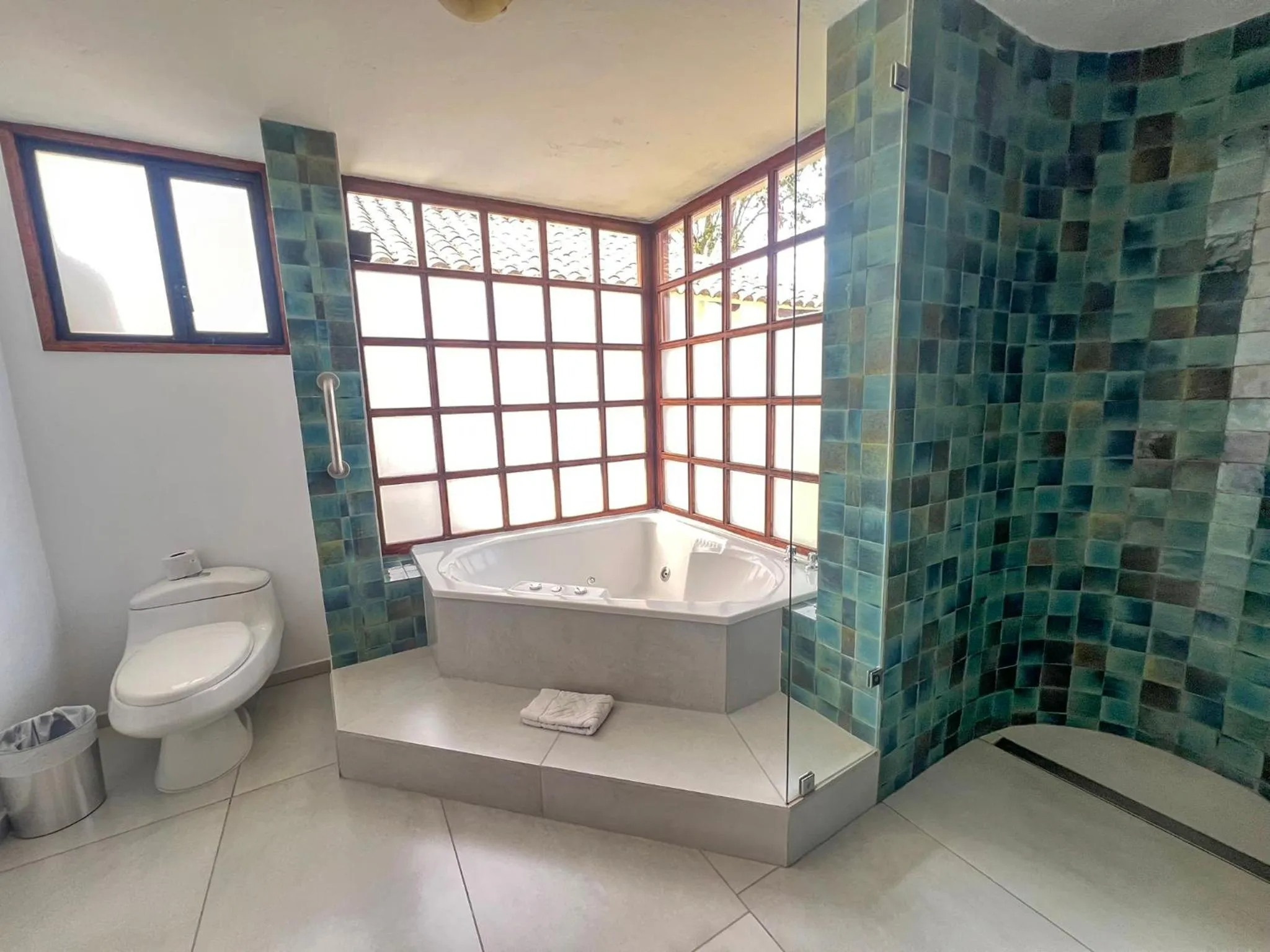 Shower in San Jose de Puembo Quito Airport, an Ascend Collection Hotel