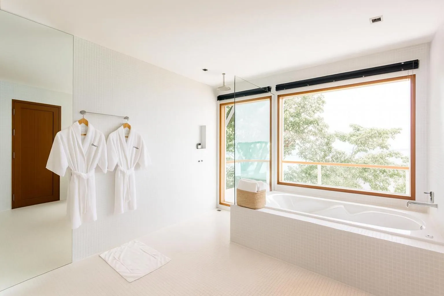 Bathroom in Villa Nevaeh - Ocean Front Private Villa Kamala Beach