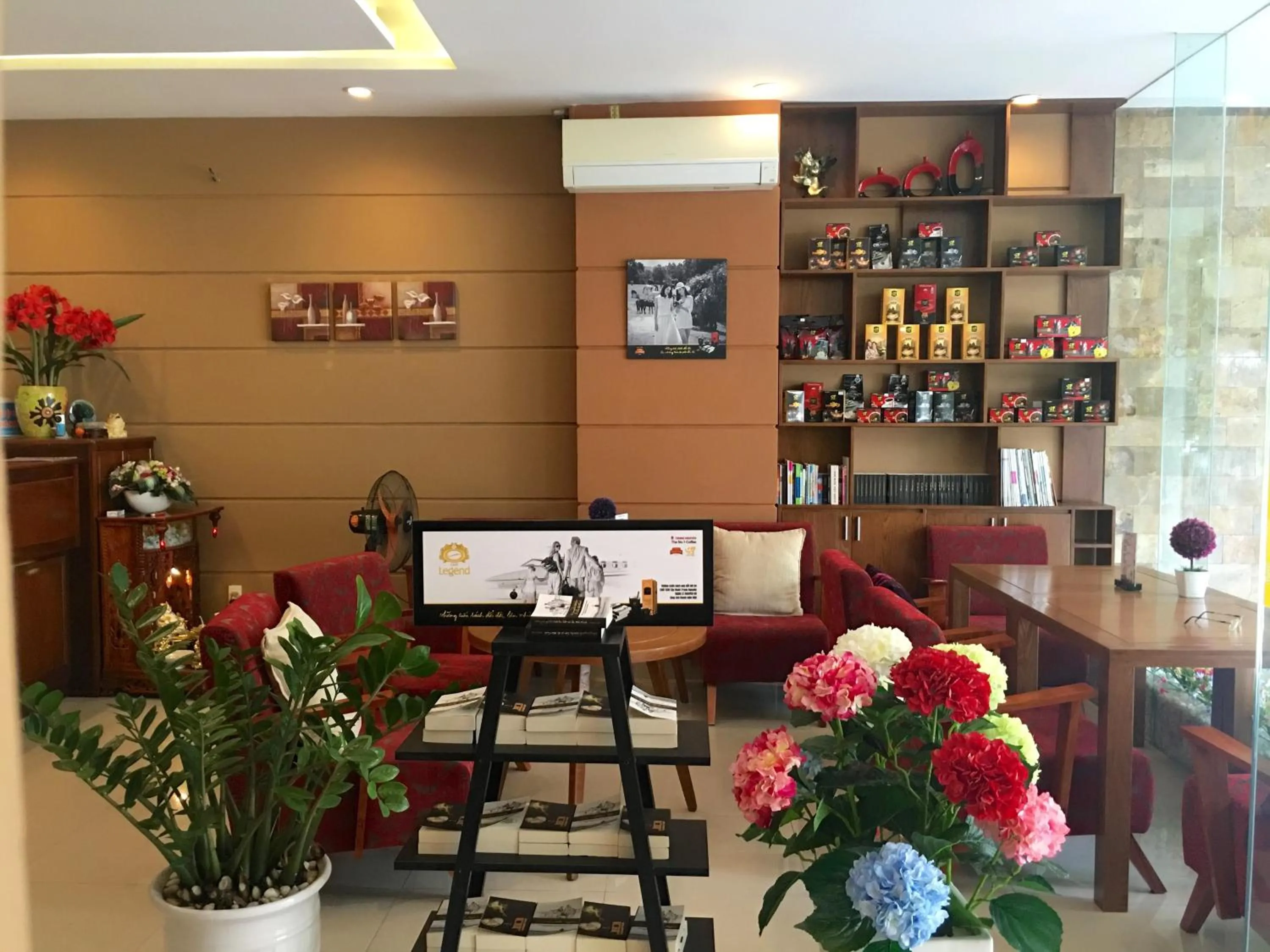 Restaurant/places to eat in Sunny Beach Hotel & Apartment