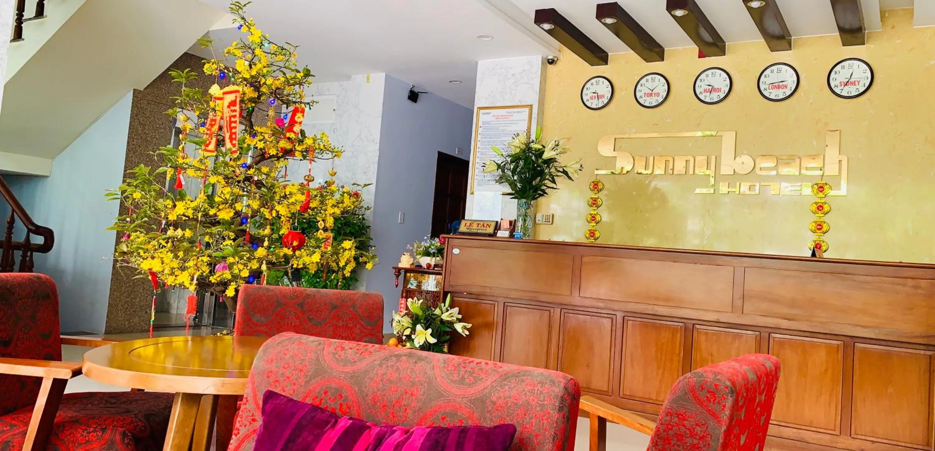 Communal lounge/ TV room in Sunny Beach Hotel & Apartment