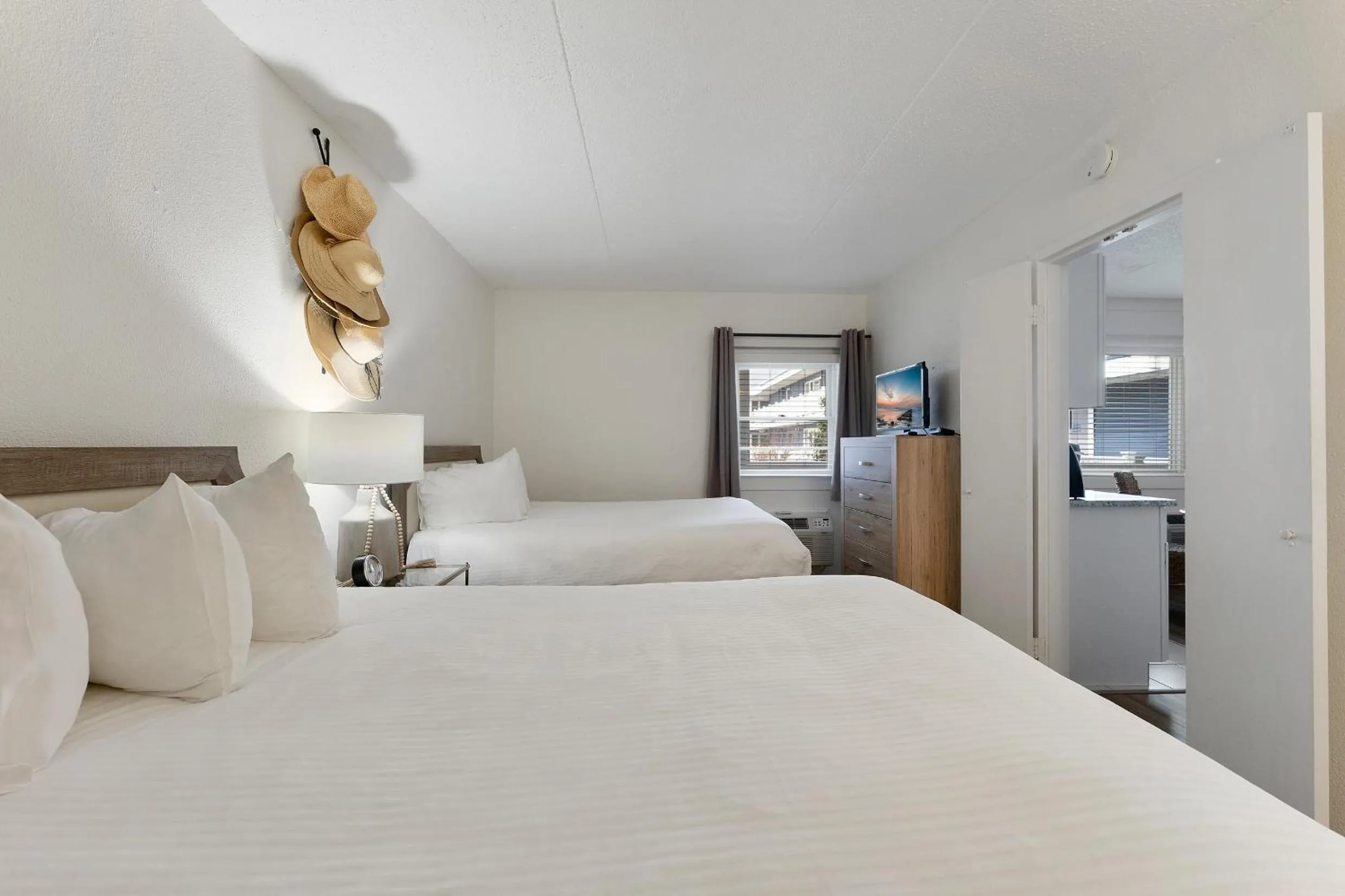 Bed in Beachcomber Resort