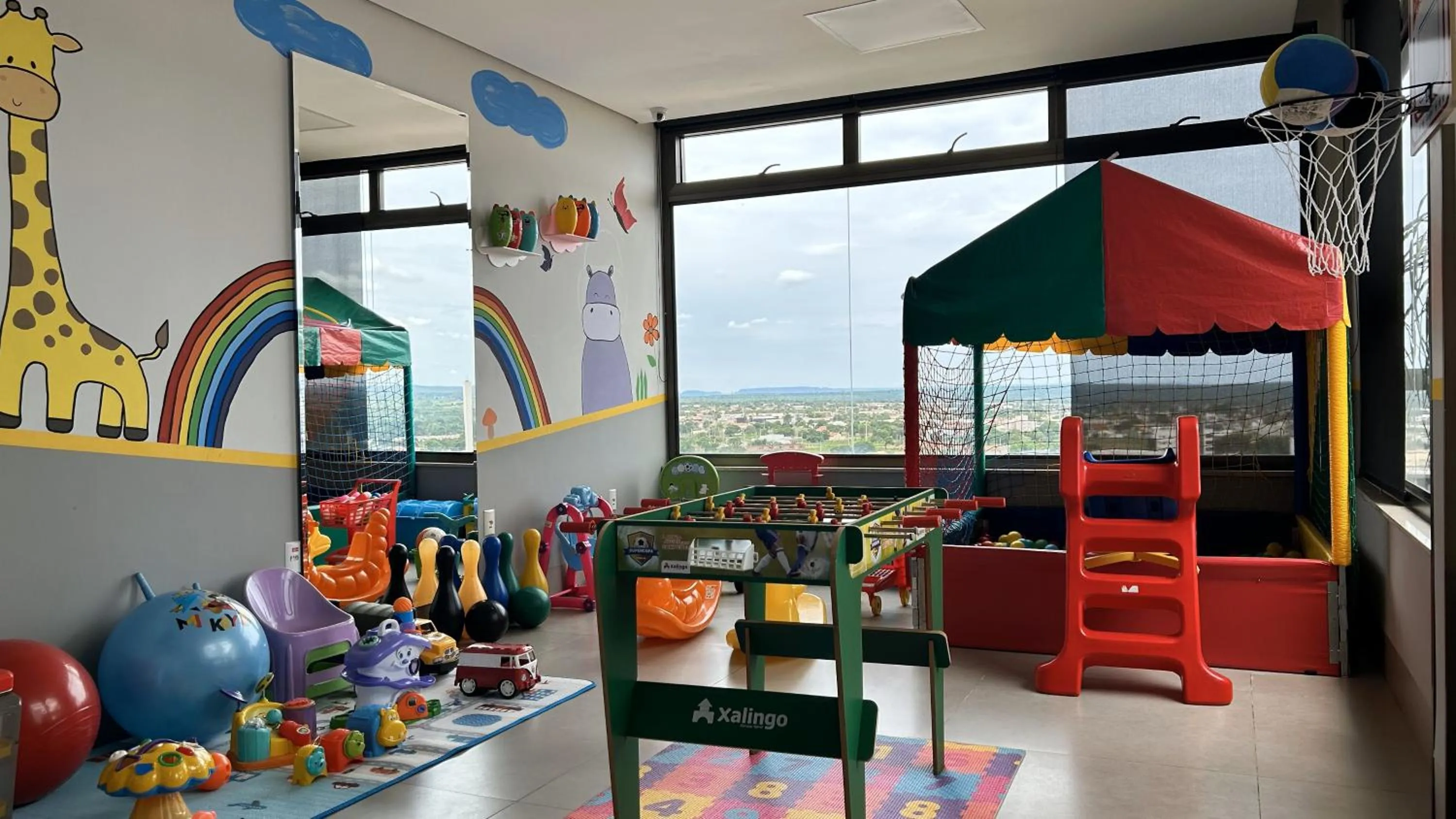 children in Comfort Hotel & Suítes Rondonópolis