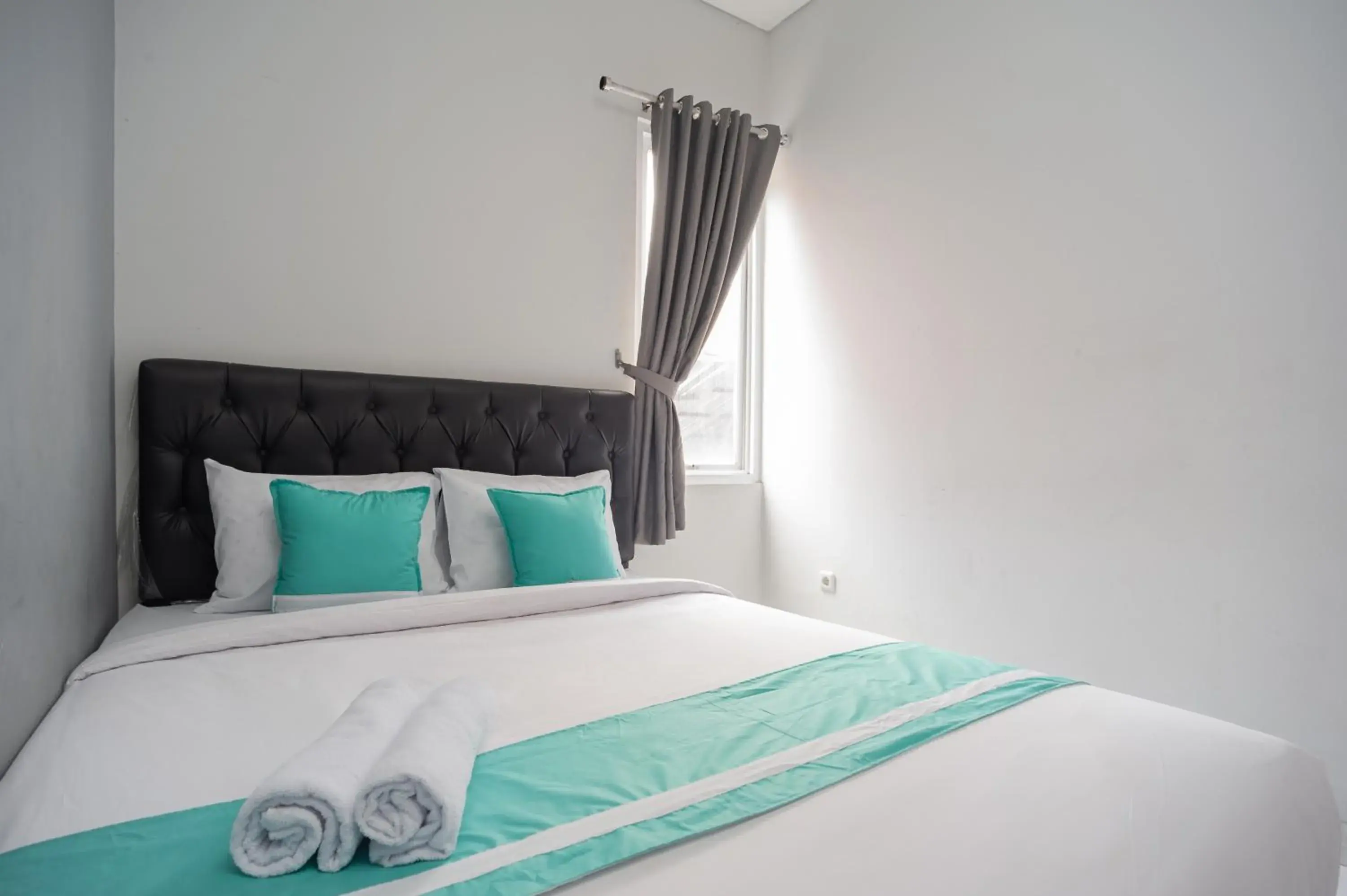 Double Room with Shared Bathroom in Pandu Raya Home Double Room with Shared Bathroom in Pandu Raya Home