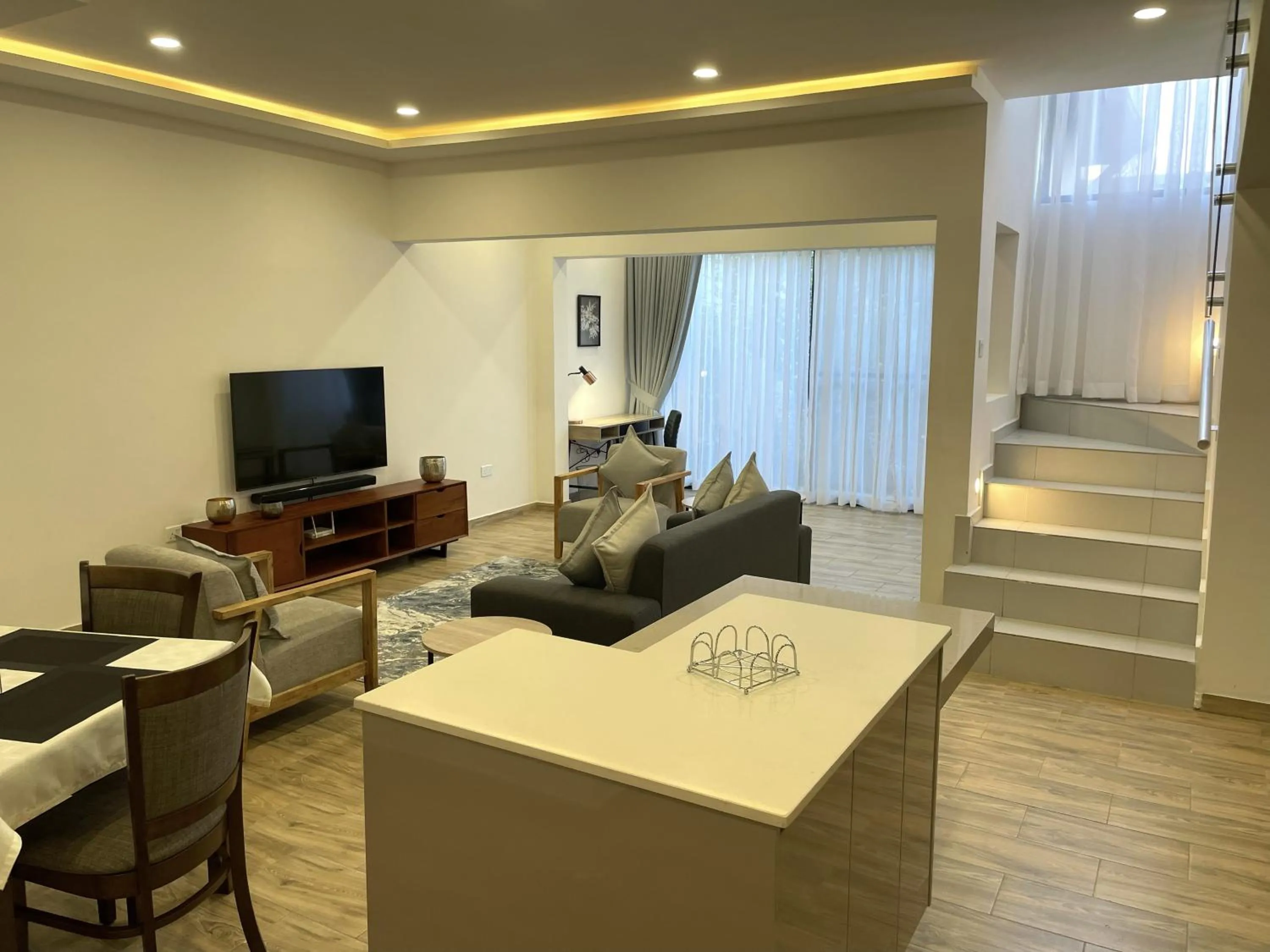 TV and multimedia in 24 Roma