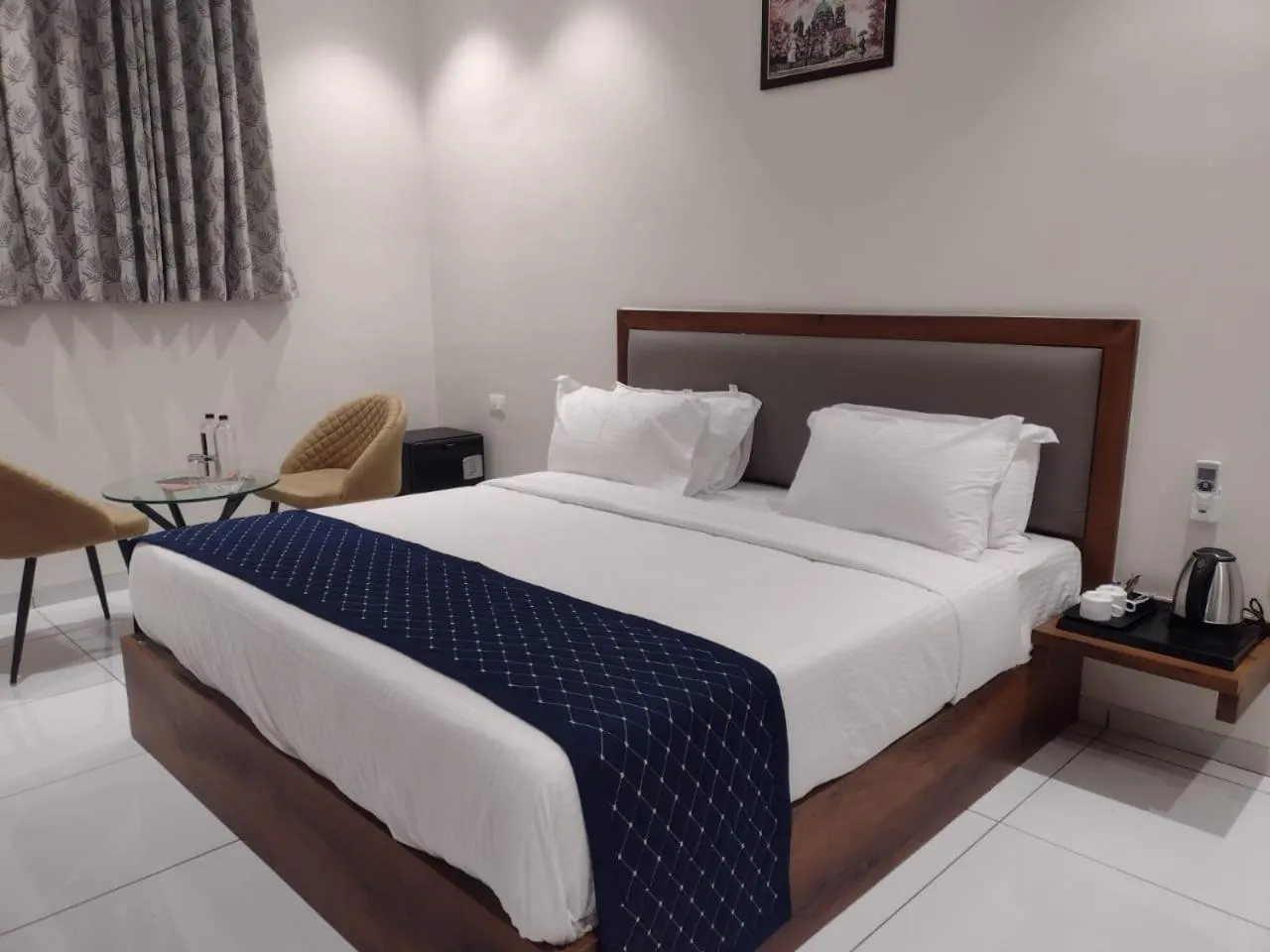 Bed in The Sky Land Hotel & Restaurant