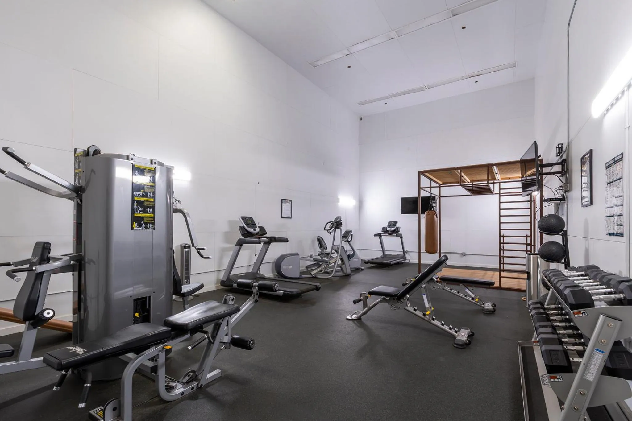 Fitness centre/facilities in Club Tahoe Resort