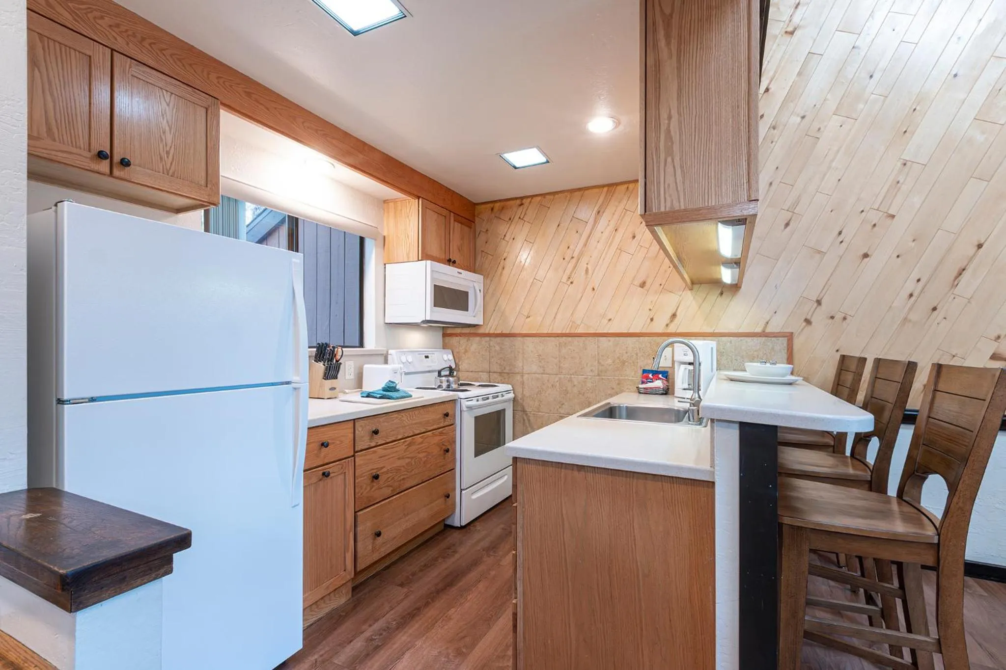 kitchen in Club Tahoe Resort