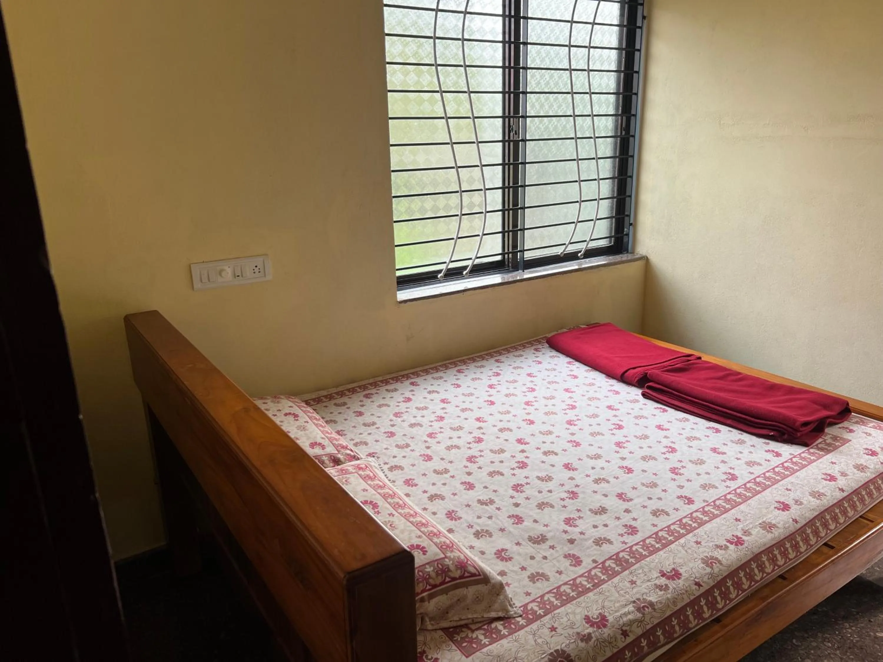 Bed in Devatha Homestay, Guest House, Hotel,Dharmasthala-2