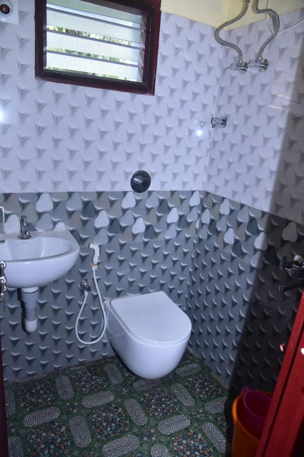 Shower in Devatha Homestay, Guest House, Hotel,Dharmasthala-2