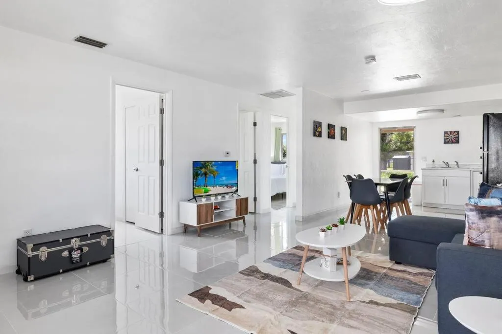 Best location in Cape Coral!