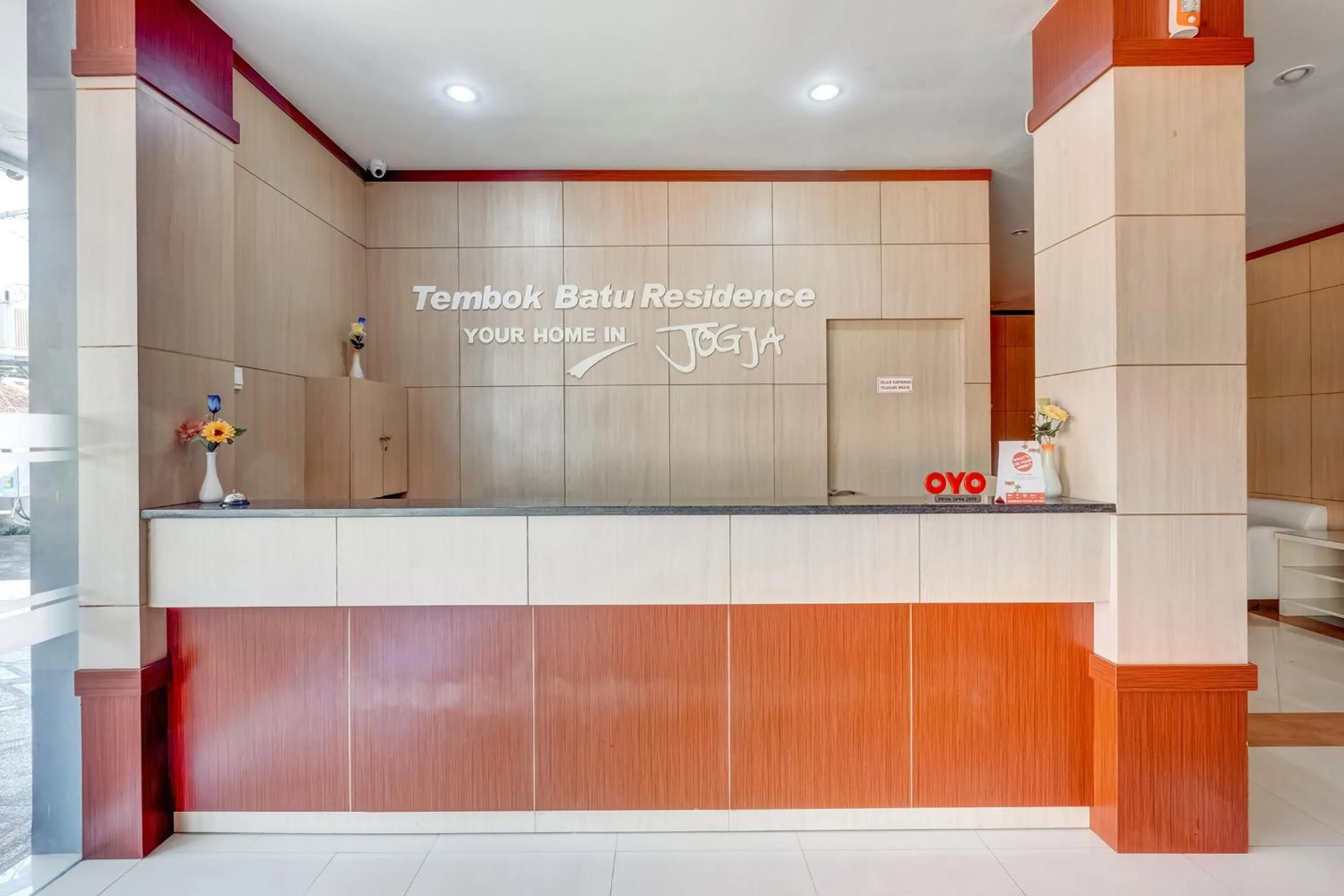 Lobby or reception in OYO Flagship Tembok Batu Residence