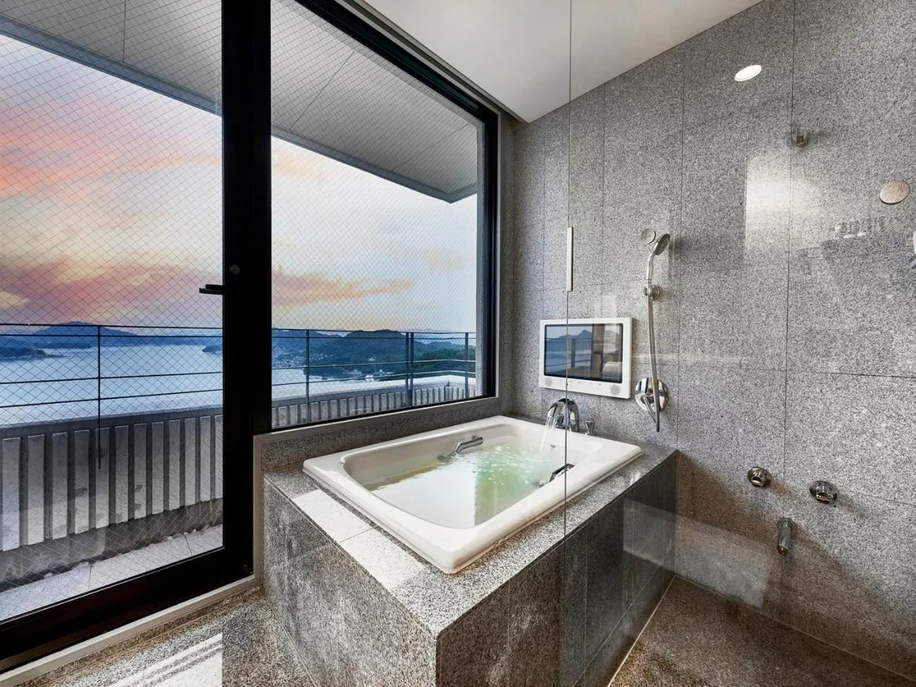 Bella Vista Spa and Marina ONOMICHI