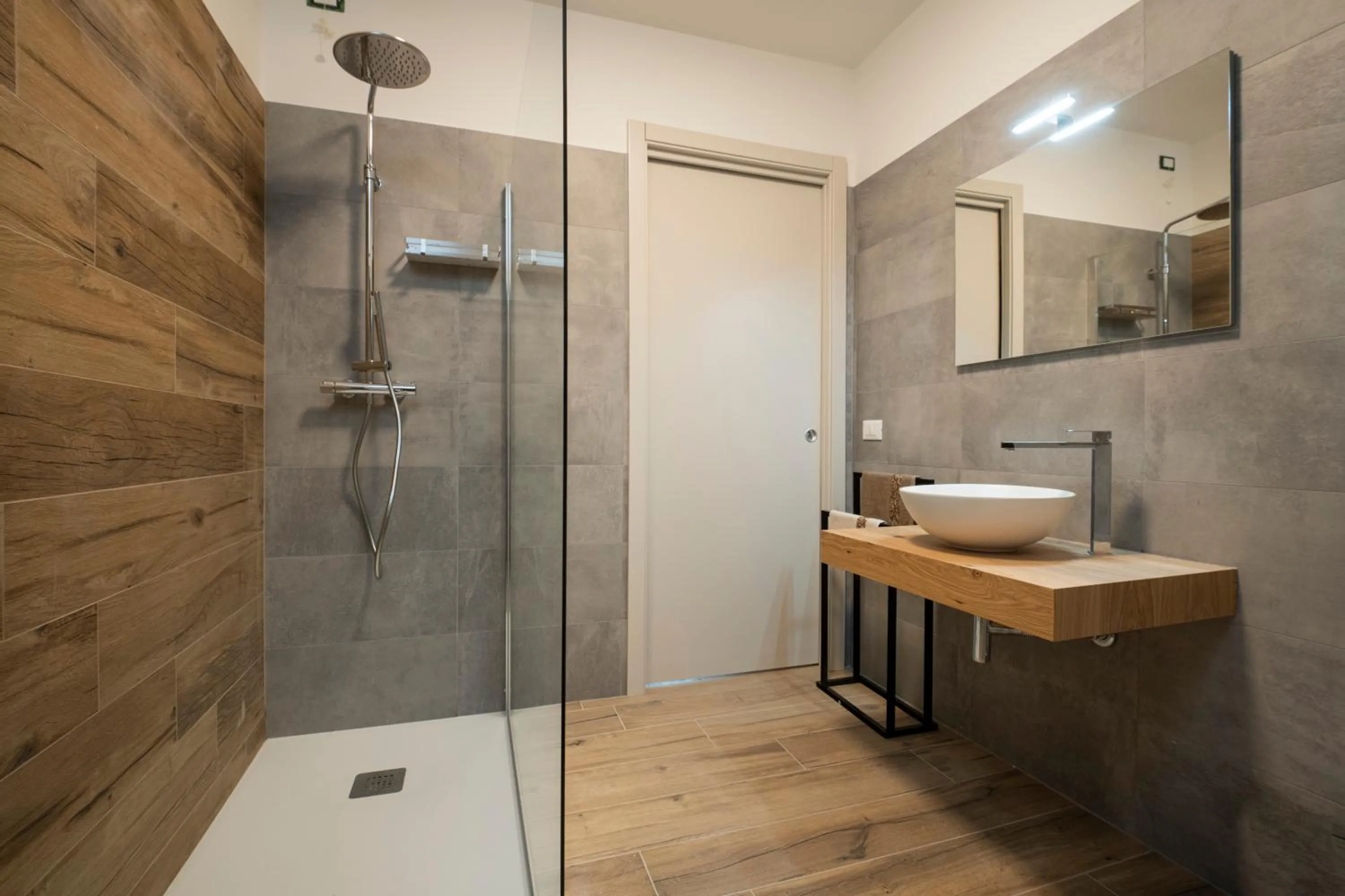 Toilet in SnowLake Suite & Apartment