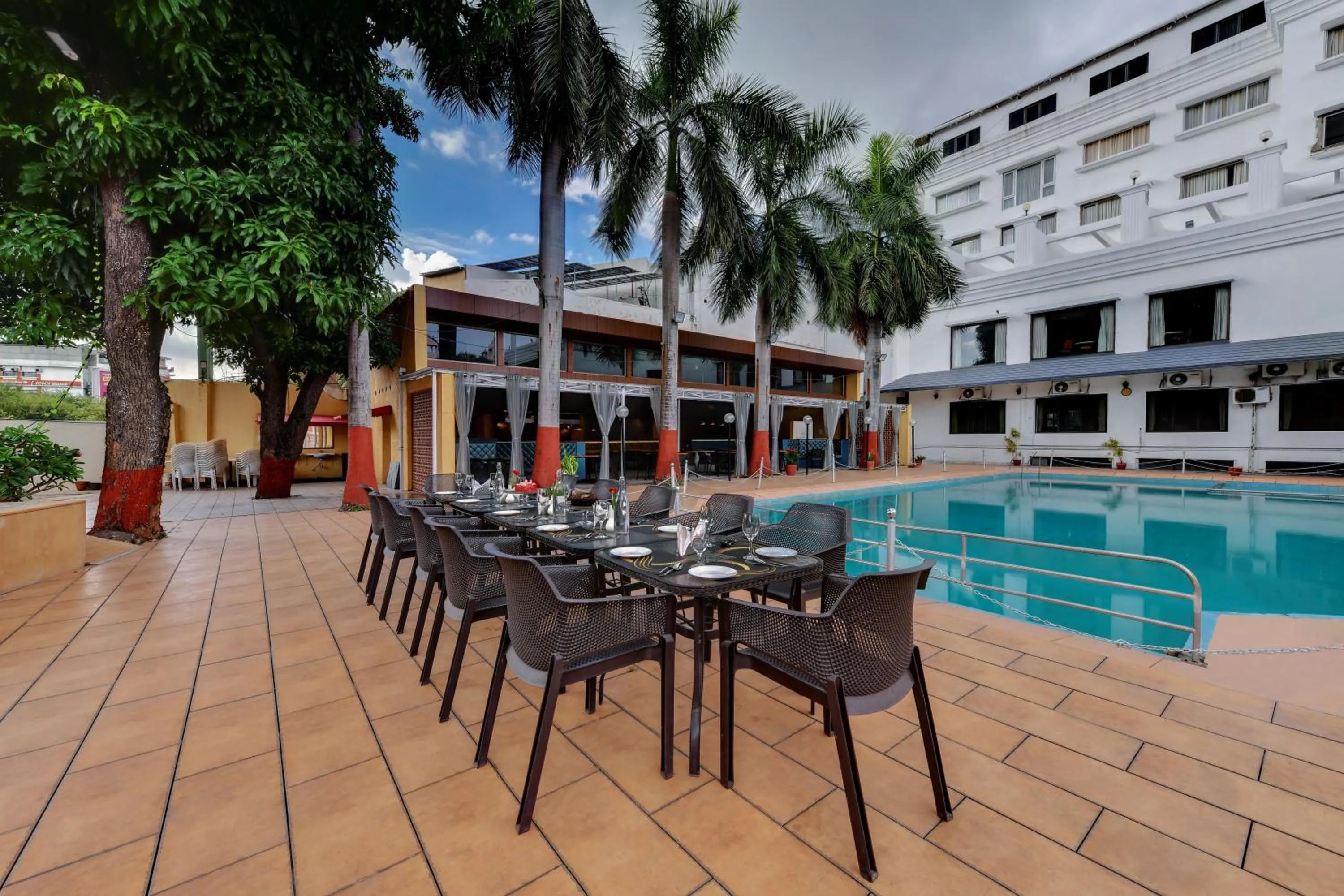 Swimming pool in Quality Inn Regency, Nashik