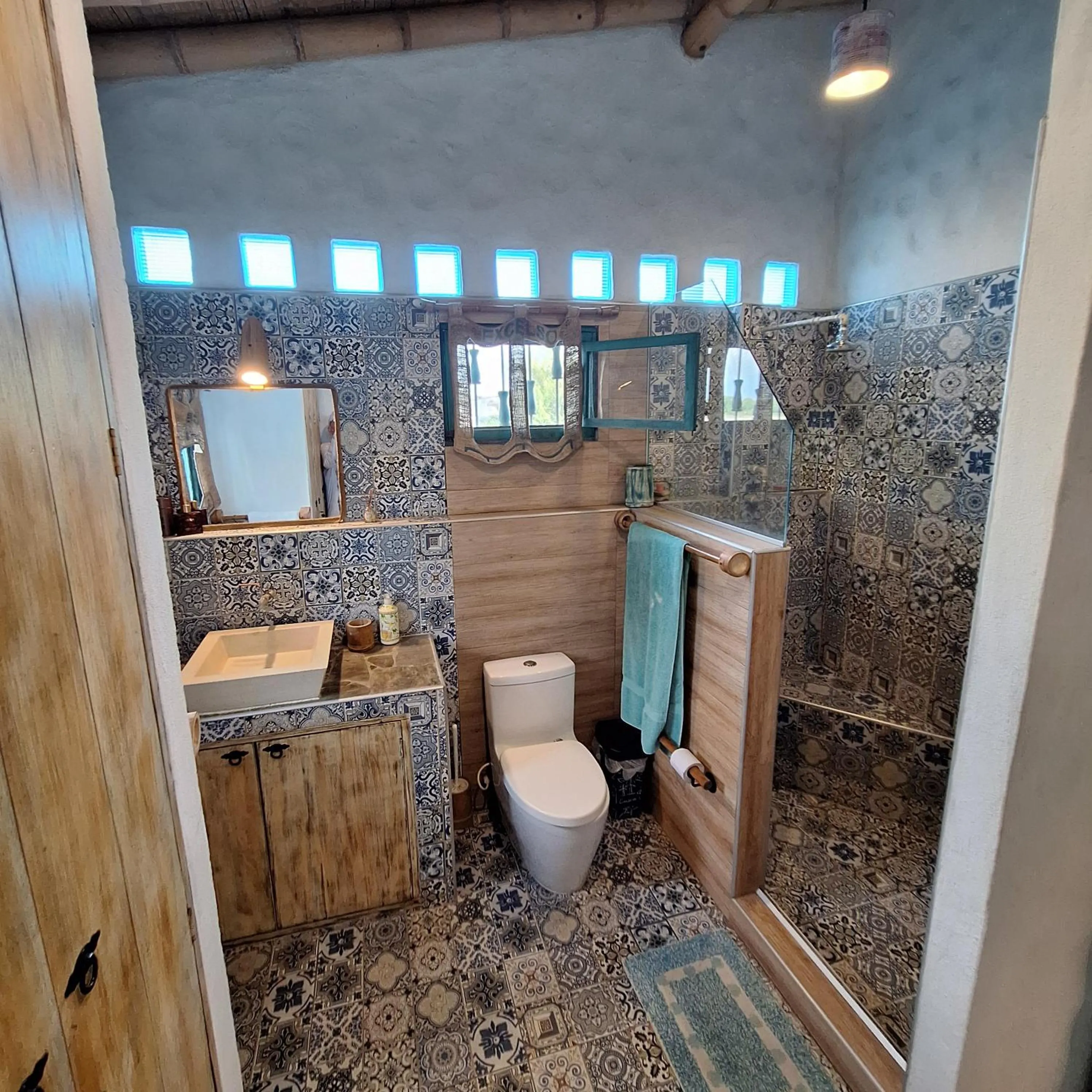 Shower in Eco-Hotel Chevere Beach