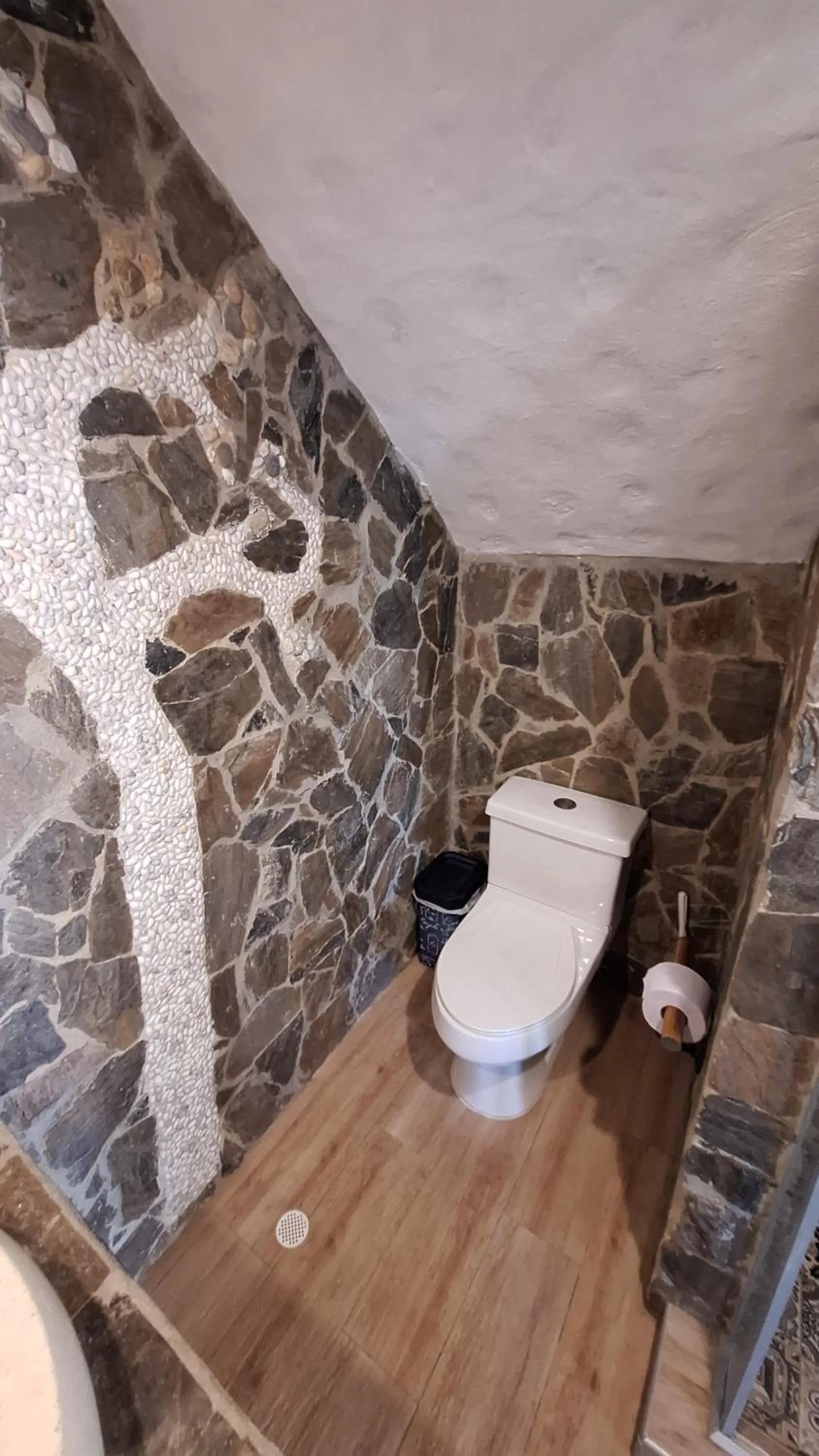 Bathroom in Eco-Hotel Chevere Beach