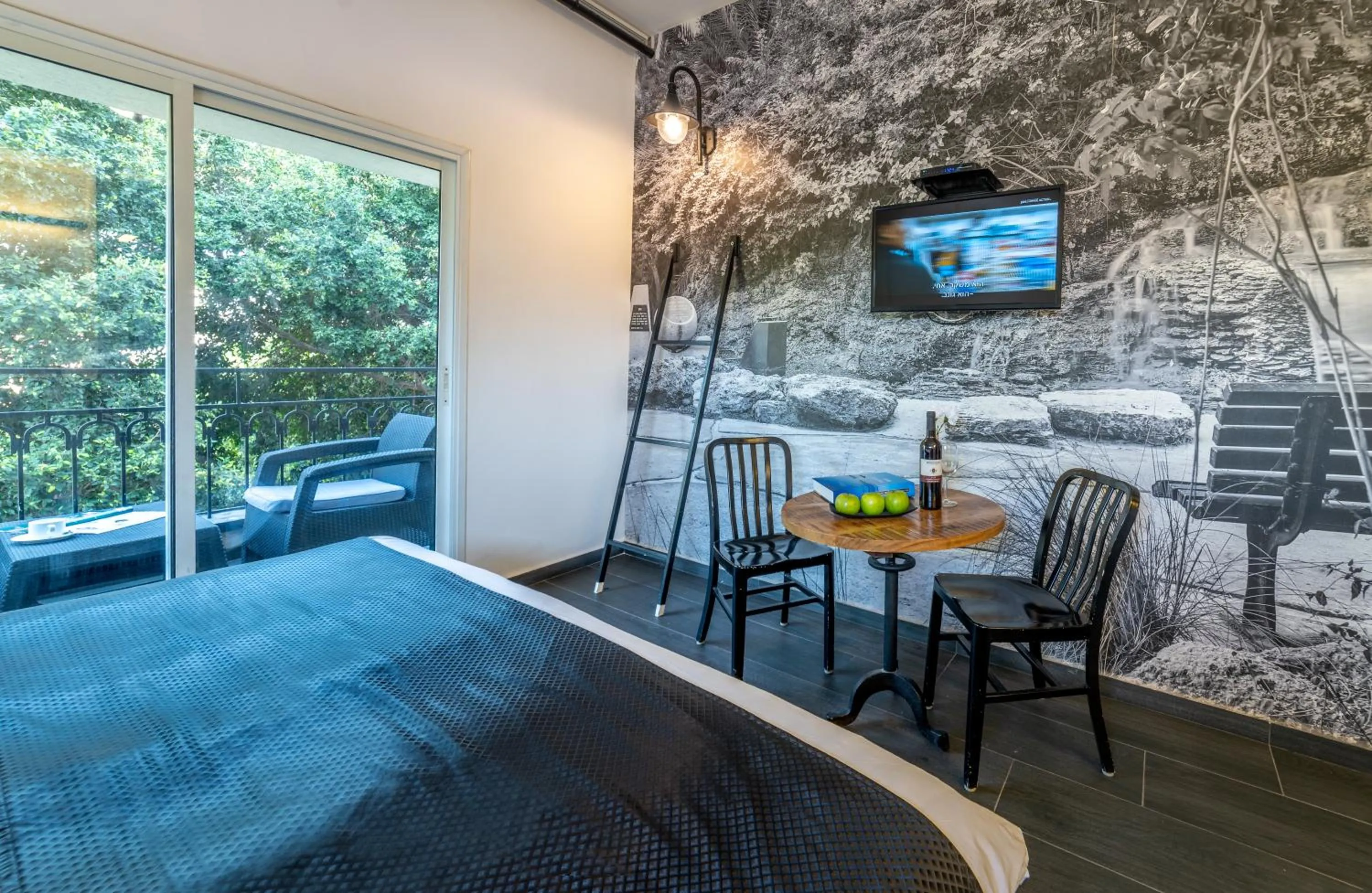 Photo of the whole room in Dizengoff Avenue Boutique Hotel