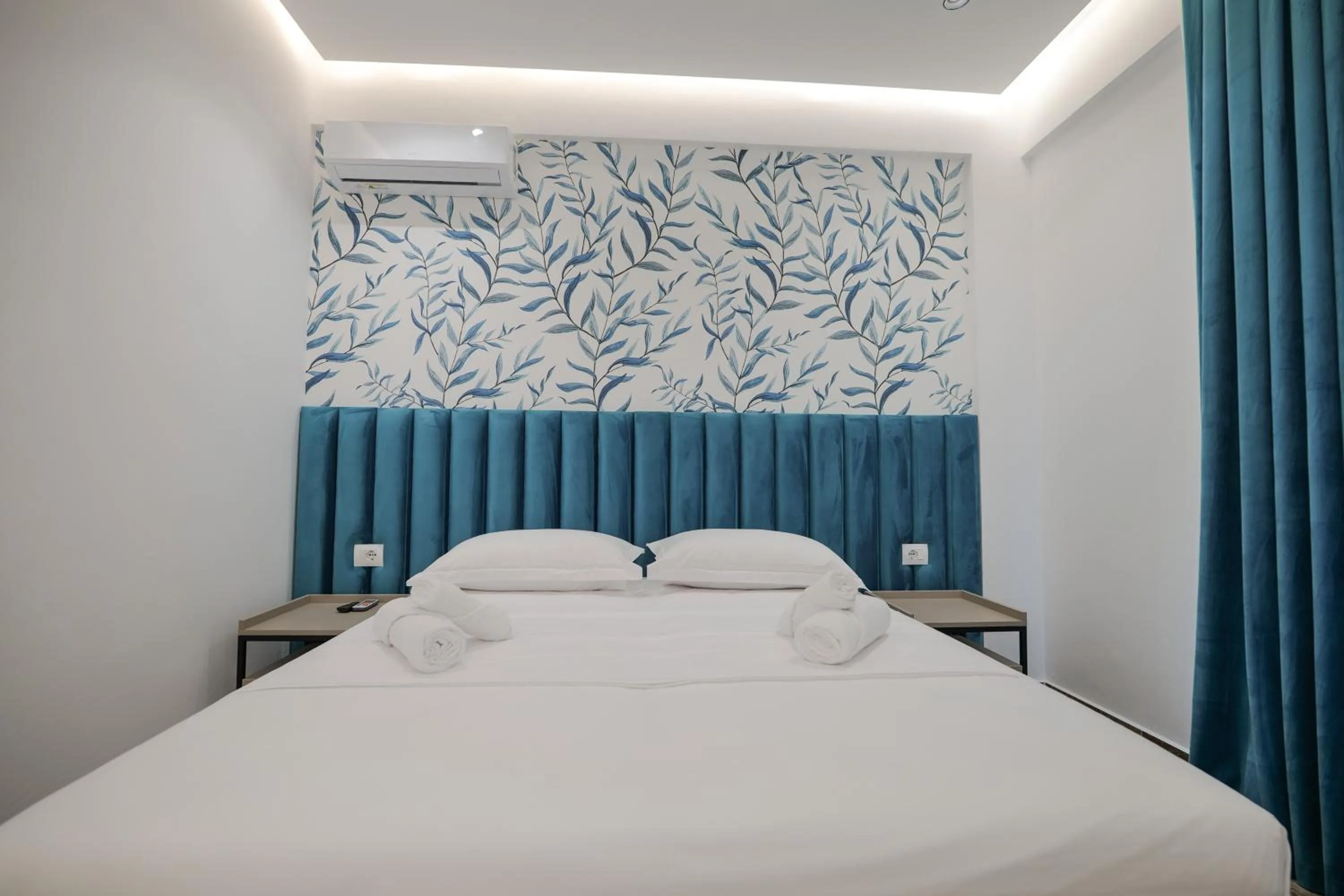 Bed in La Maison Boutique Hotel