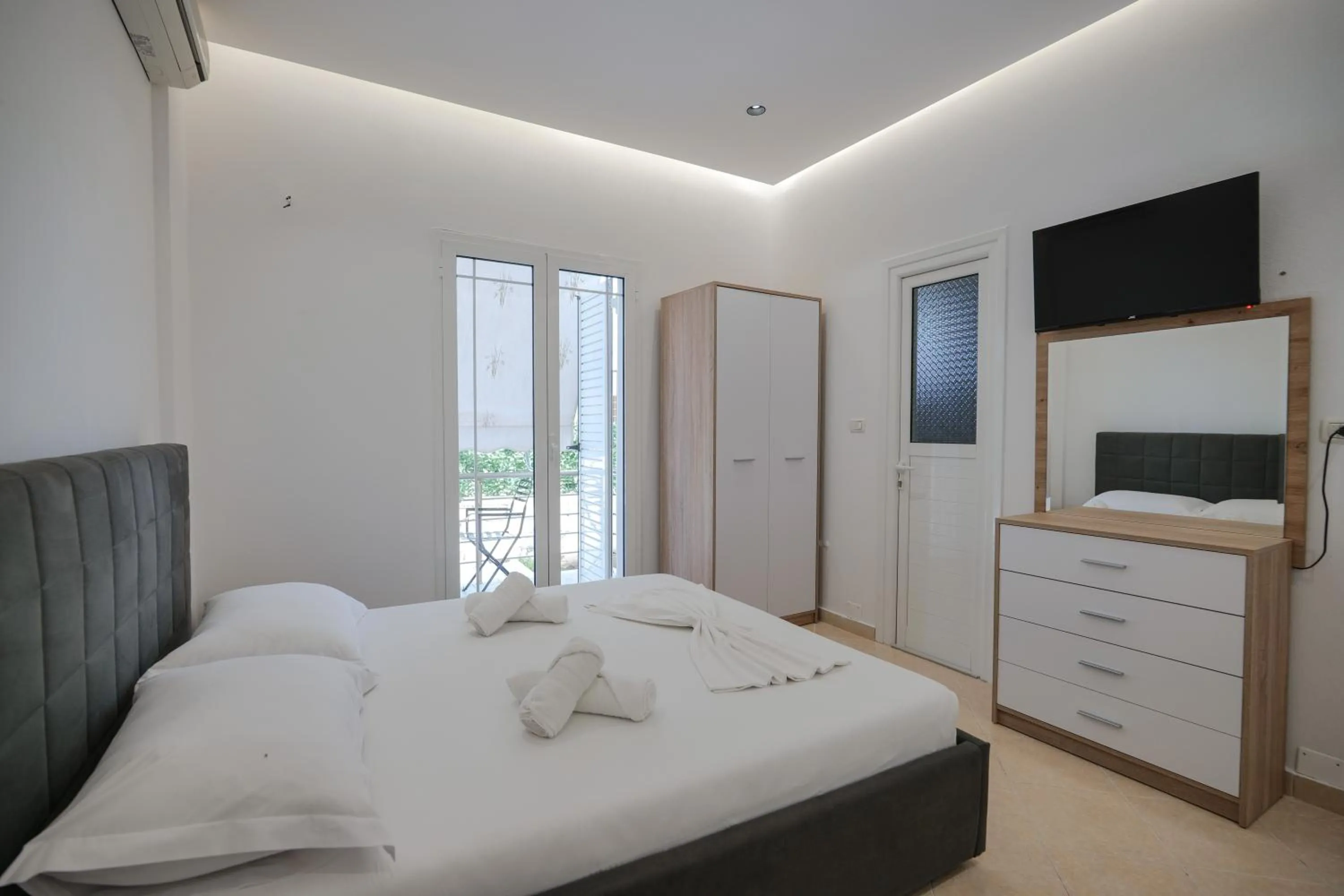 Bedroom, Bed in La Maison Boutique Hotel