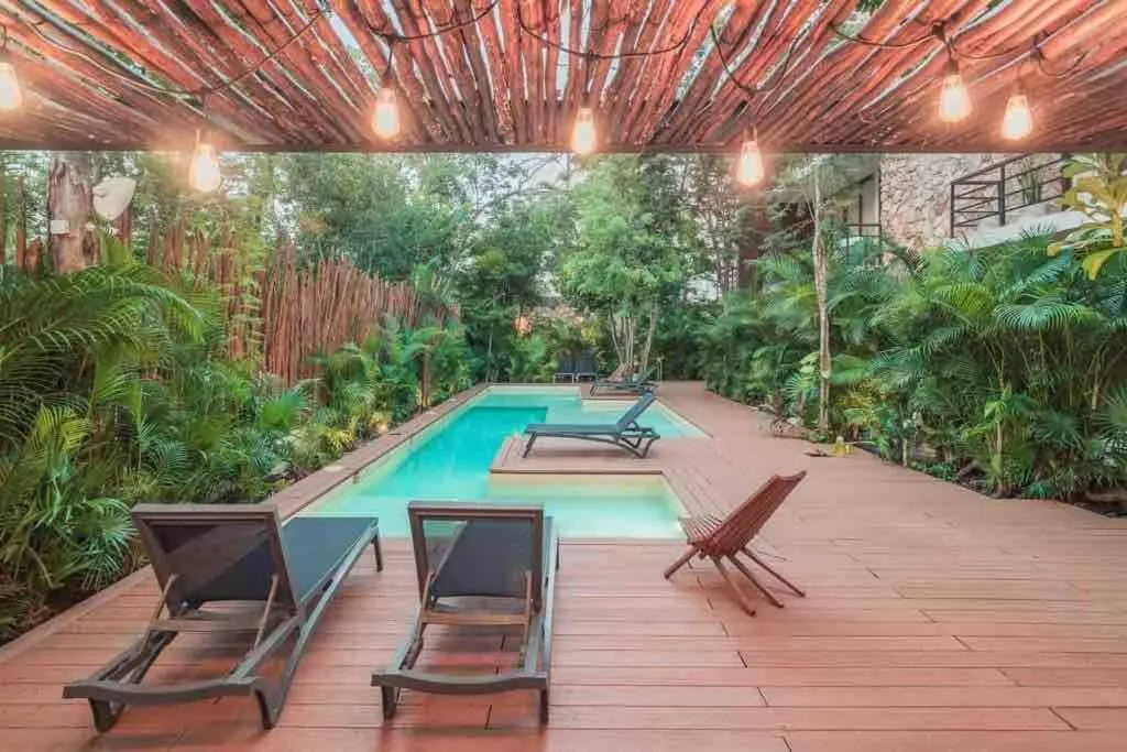 Swimming pool in Luxury 2 BDR 2 BTH 2 Bikes Jacuzzi FibOptic WiFi.