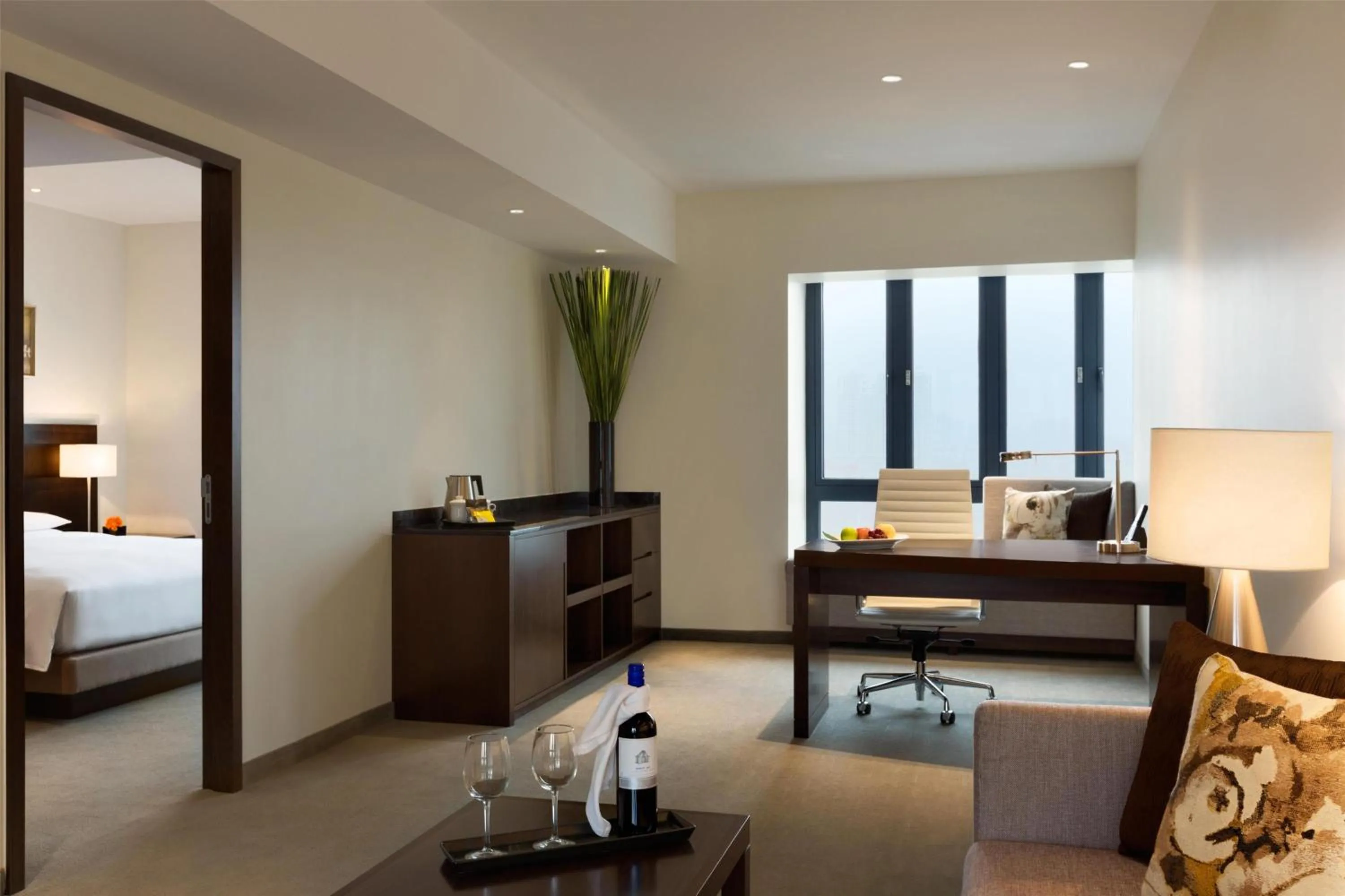 Photo of the whole room, Bed in Hyatt Place Shenzhen Dongmen