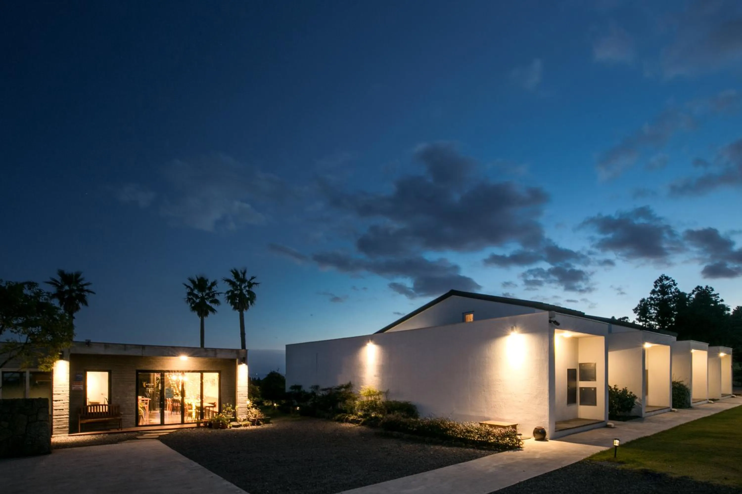 Property building in La Pause Pension