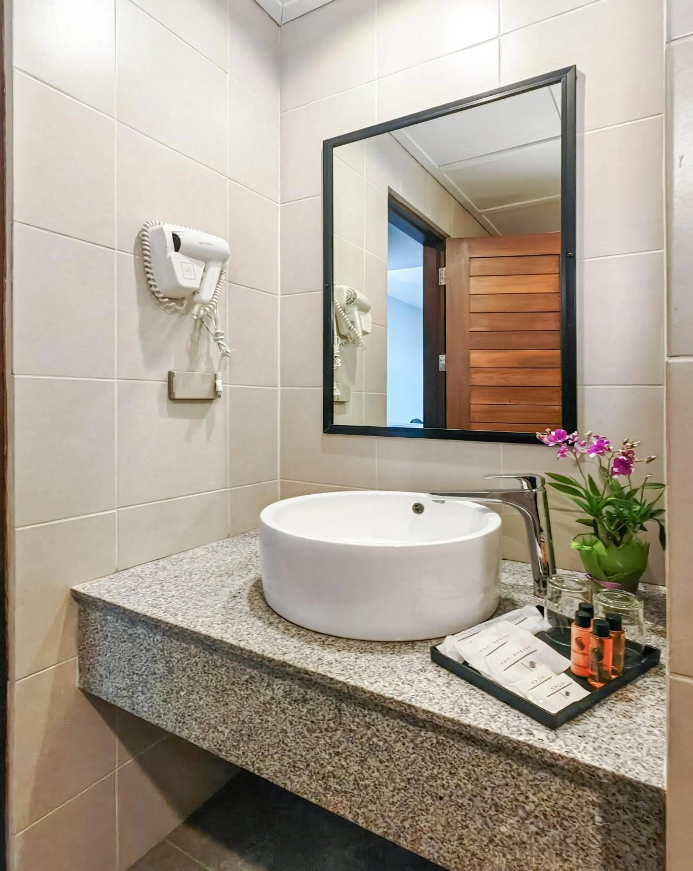 Bathroom in Savotel Hotel