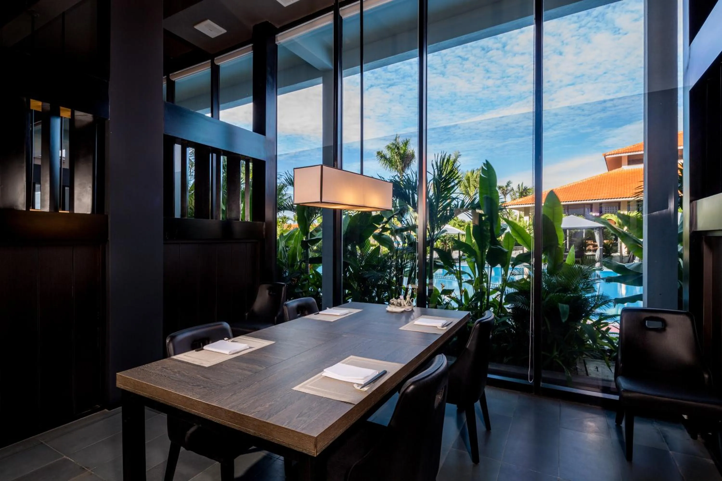 Restaurant/places to eat in Grandvrio Ocean Resort Danang