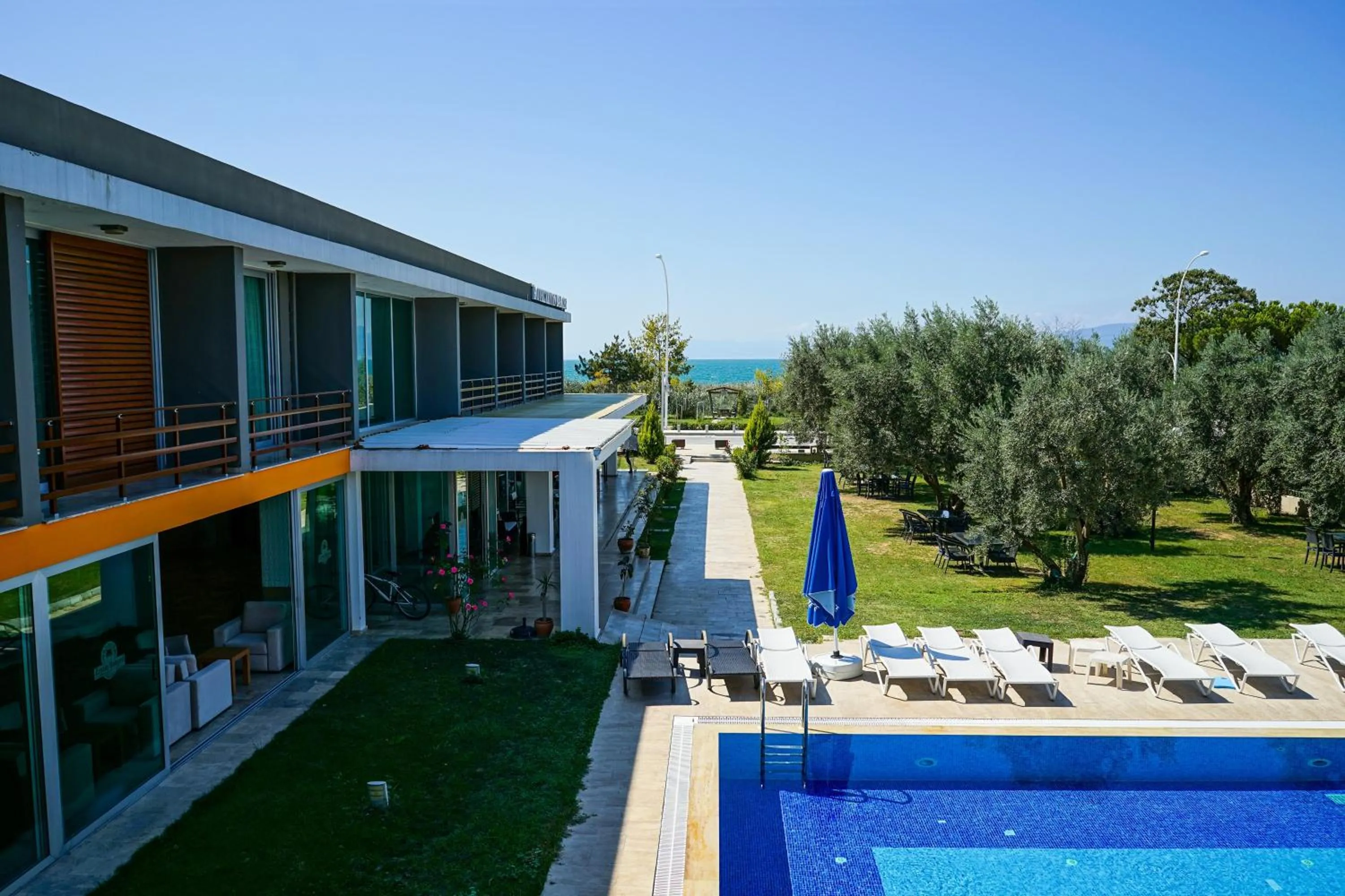 Lake view in Zeytin Bahcesi Hotel