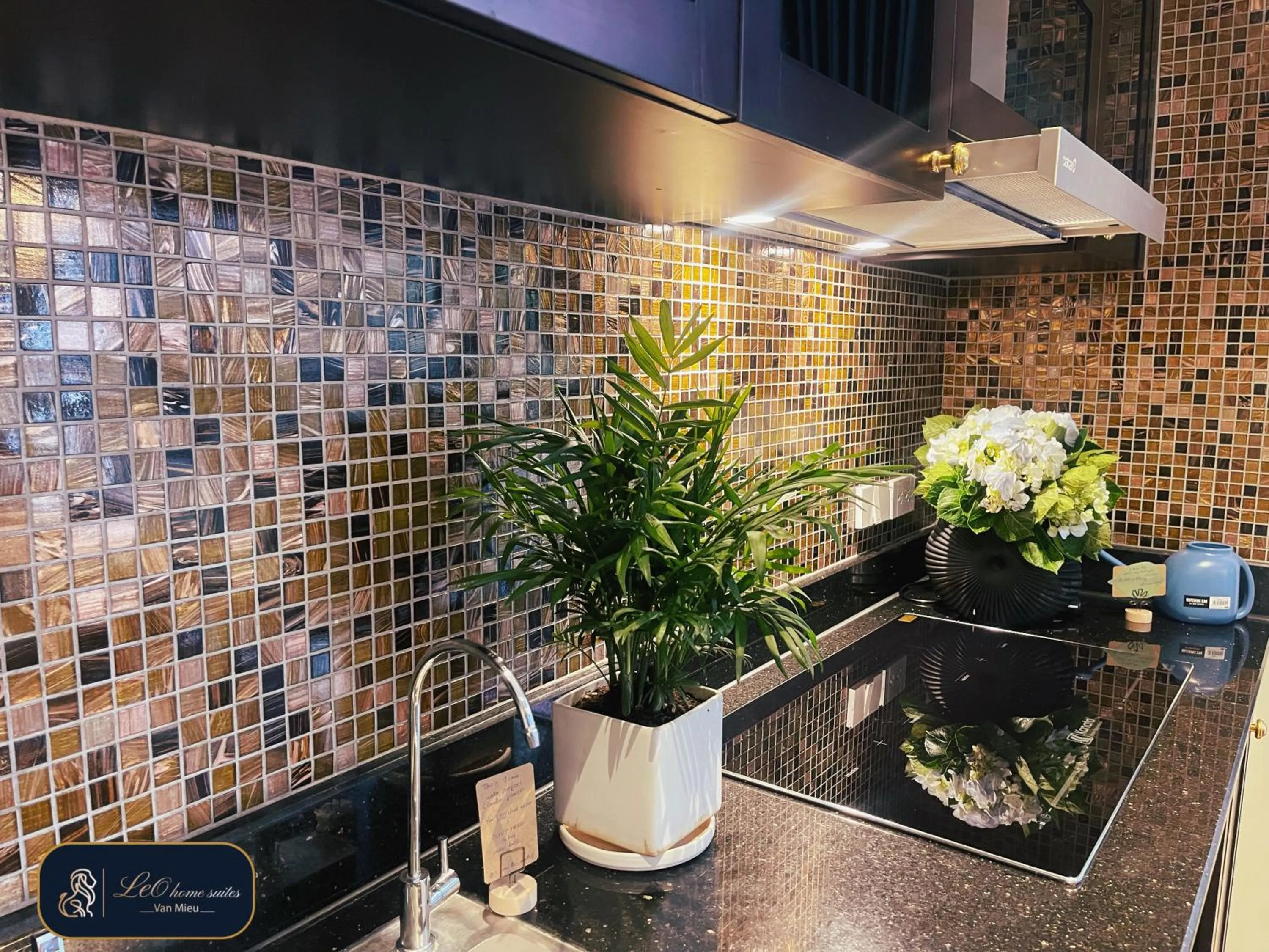 Kitchen or kitchenette in High-ser Apt w Greenview, Projector and 2BR incenter - So warmly and spacious