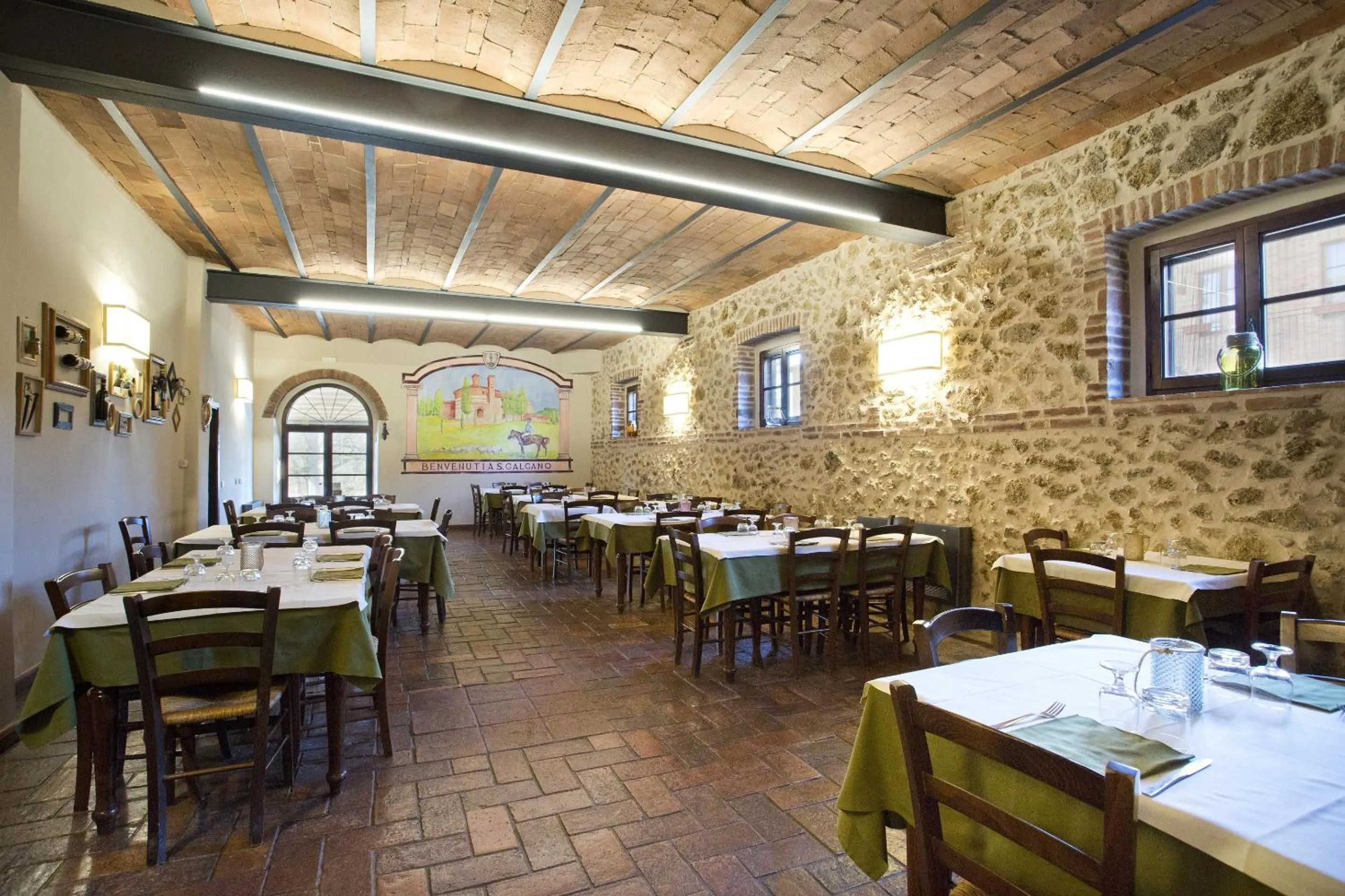 Restaurant/places to eat in Agriturismo San Galgano