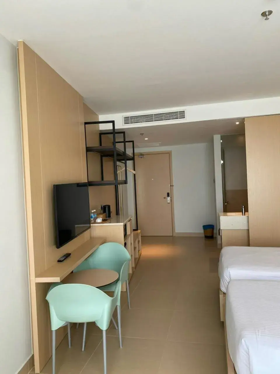 Deluxe Double or Twin Room with Balcony - single occupancy in Cam Ranh Nha Trang resort Deluxe Double or Twin Room with Balcony - single occupancy in Cam Ranh Nha Trang resort