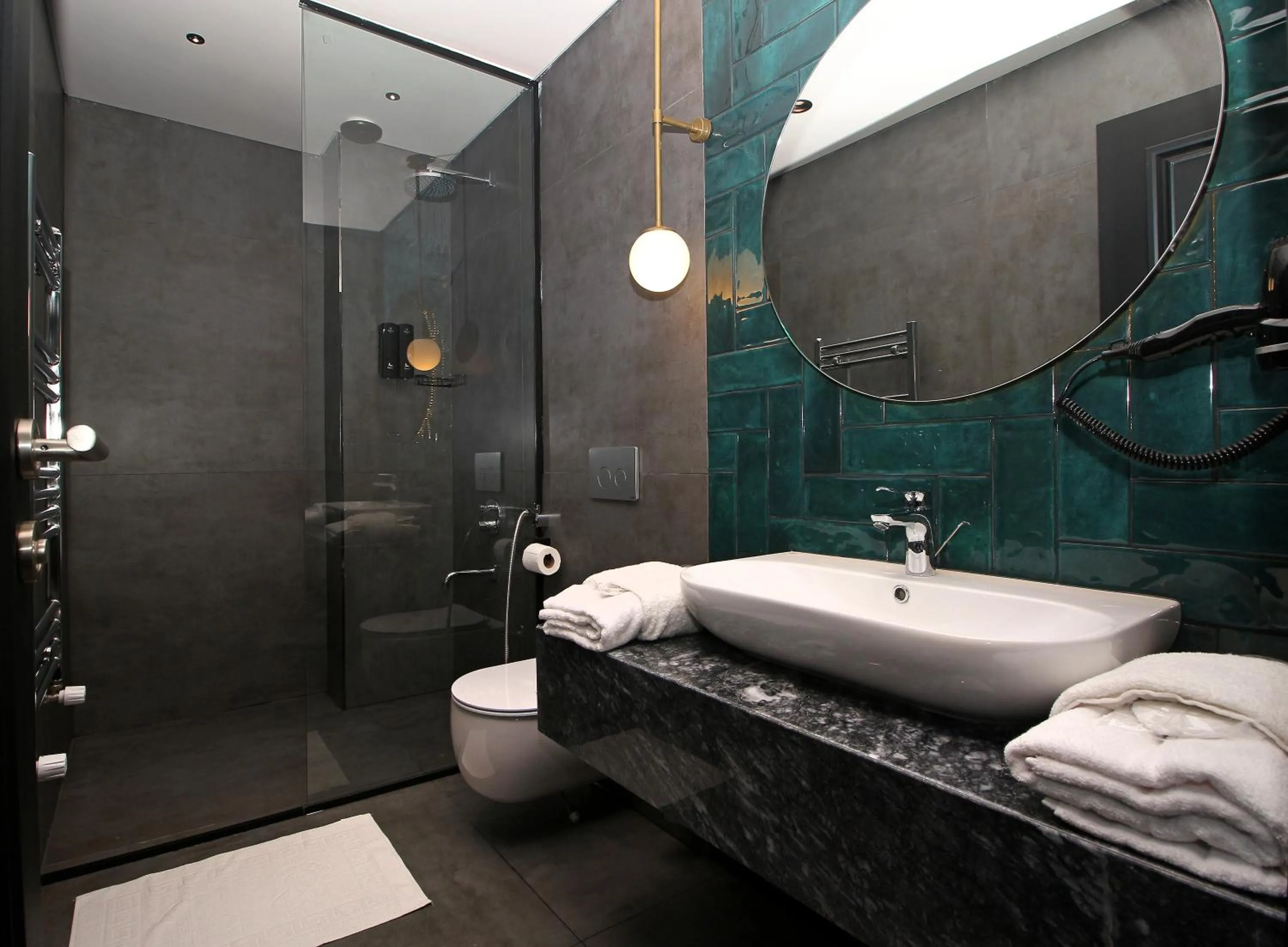 Shower in İnanlar City Hotel