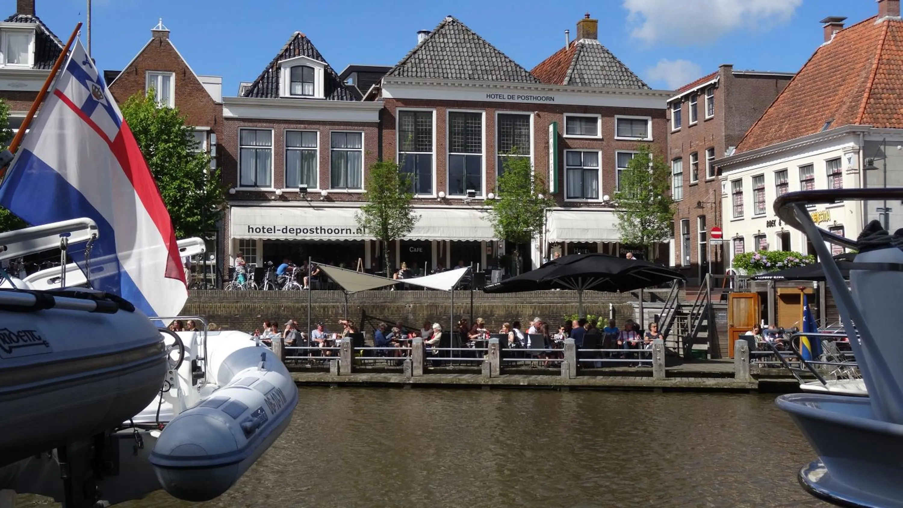 Food and drinks in Hotel Café Restaurant De Posthoorn