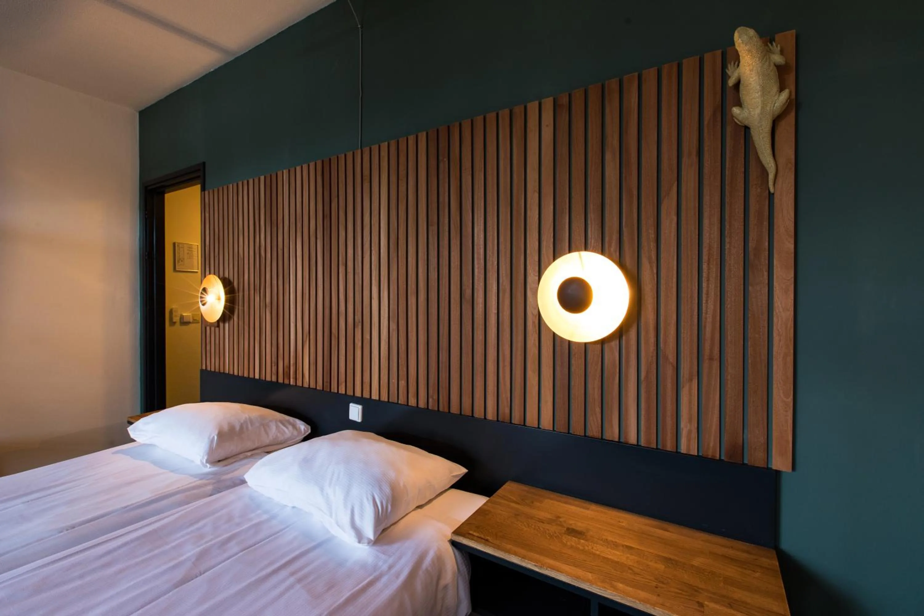 Bed in Hotel Café Restaurant De Posthoorn