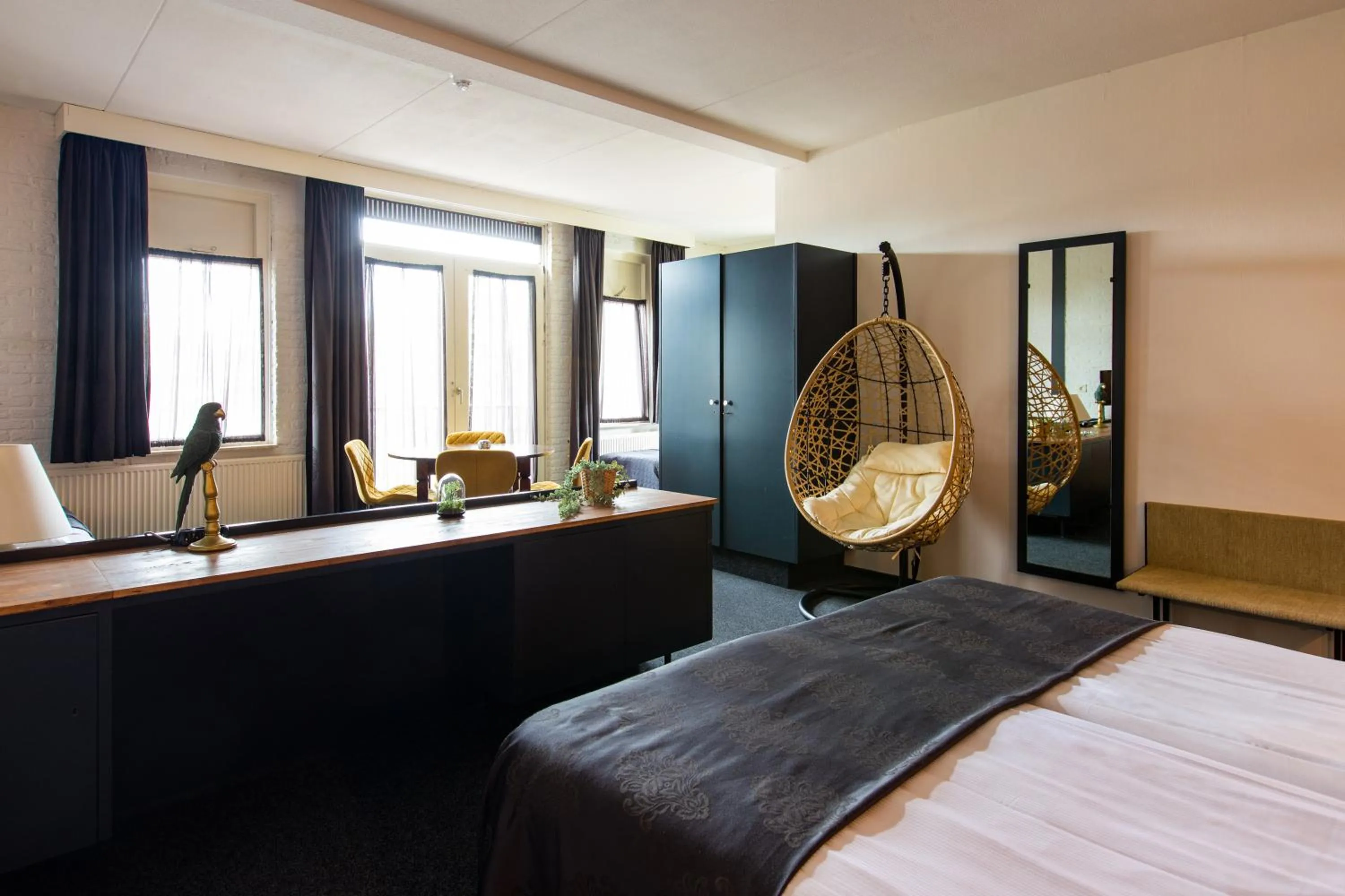 Bed in Hotel Café Restaurant De Posthoorn